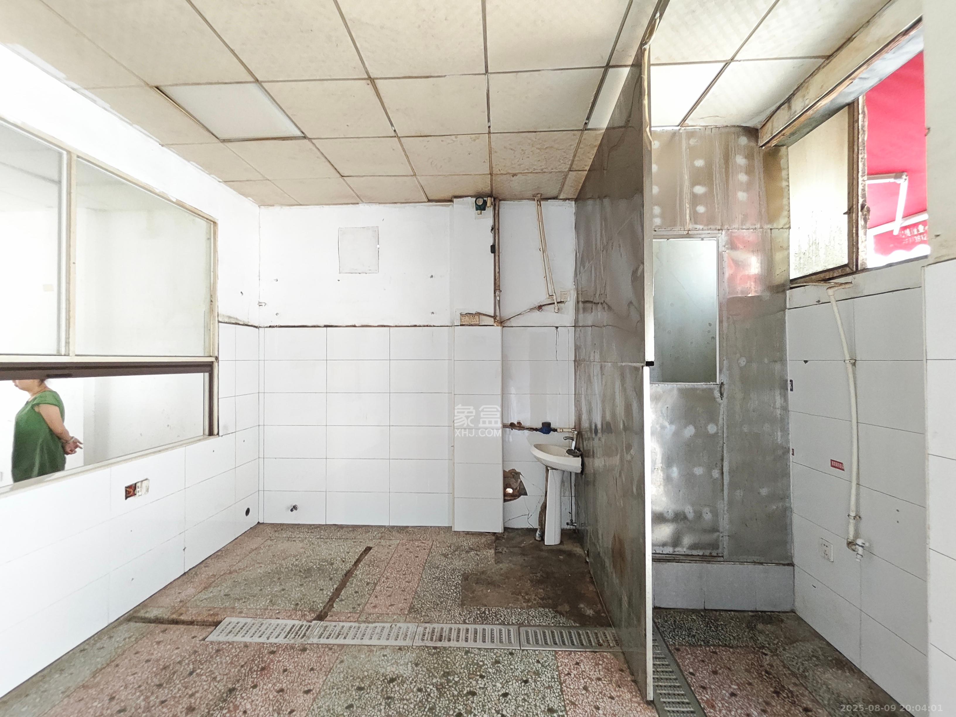 茶子山小区  1室0厅0卫    3500.0元/月室内图