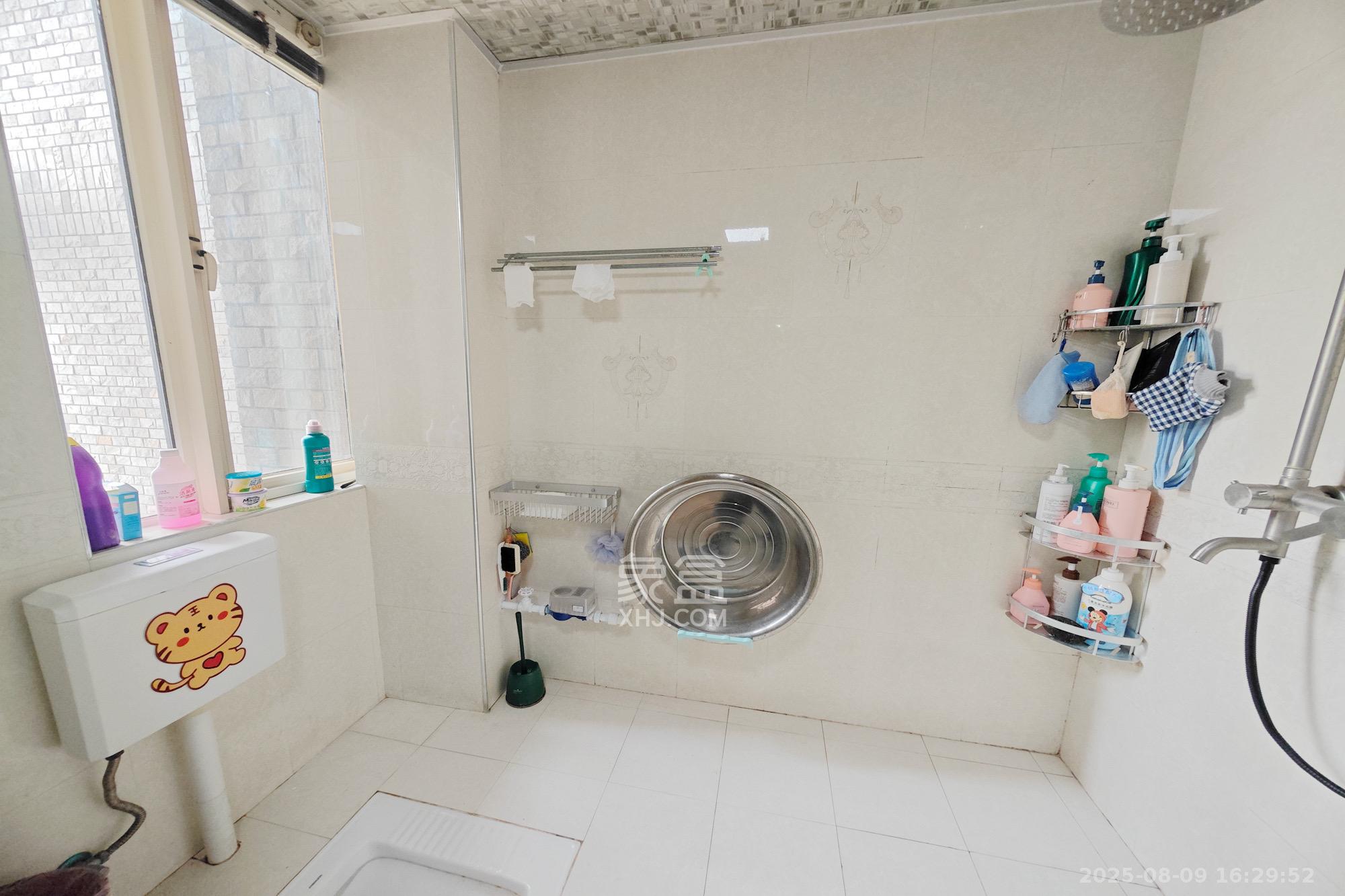 锦绣世纪 4室2厅2卫 4500.0元/月 锦绣世纪 4室2厅2卫 4500.0元/月室内图