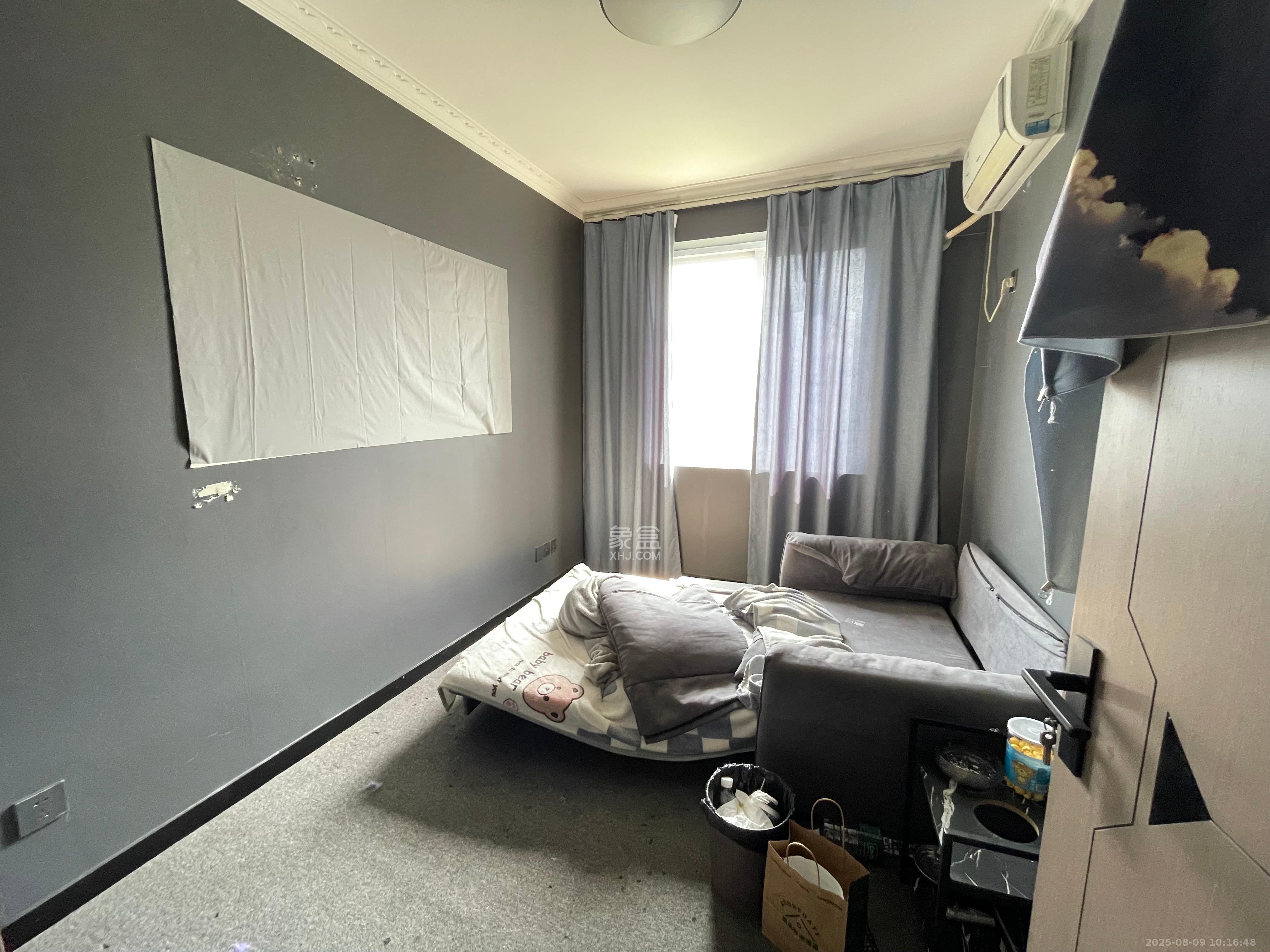 诺亚方舟大厦 4室2厅2卫 3800.0元/月 诺亚方舟大厦 4室2厅2卫 3800.0元/月室内图