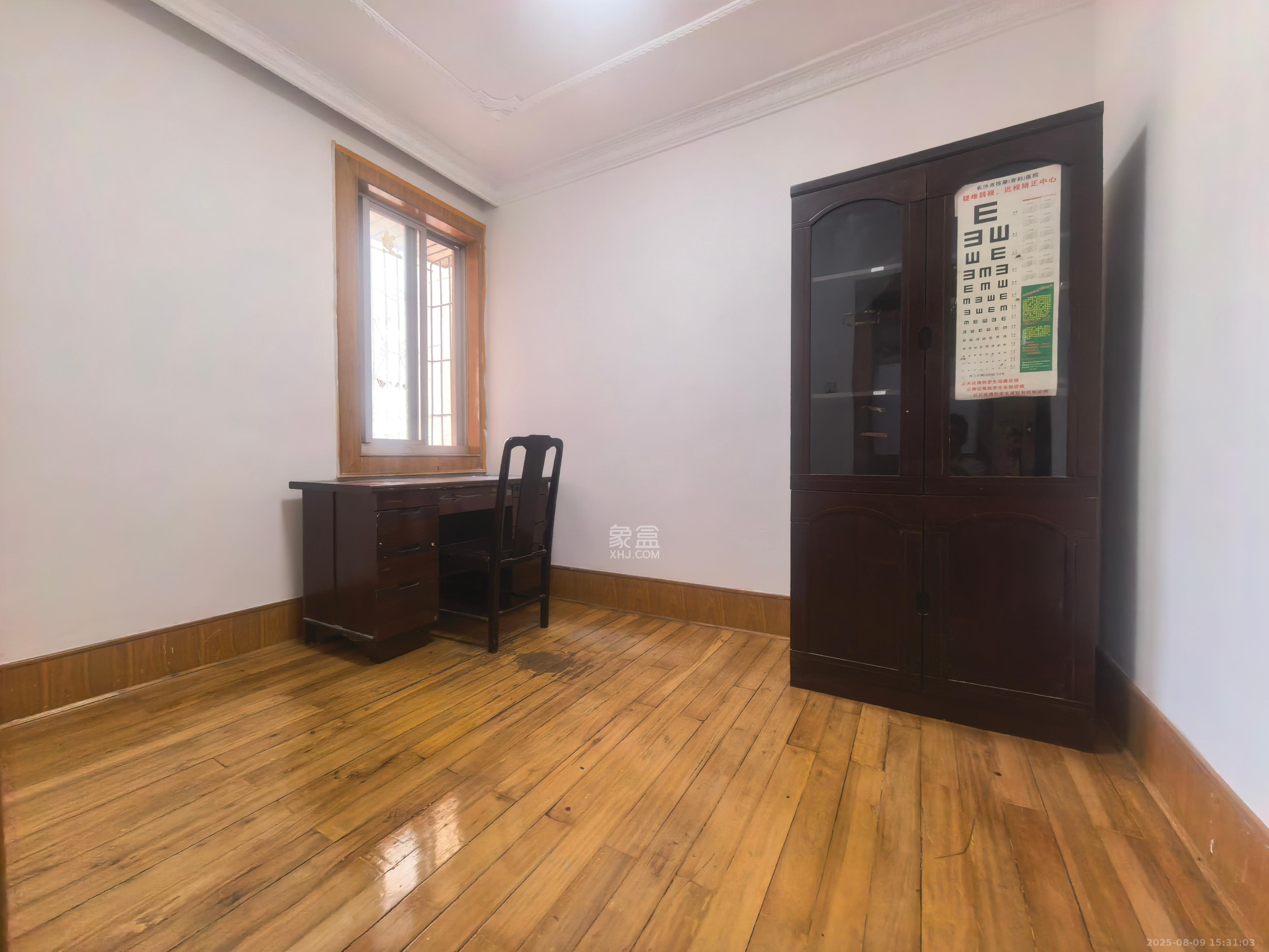 东塘电力院 3室2厅1卫 3200.0元/月 东塘电力院 3室2厅1卫 3200.0元/月室内图