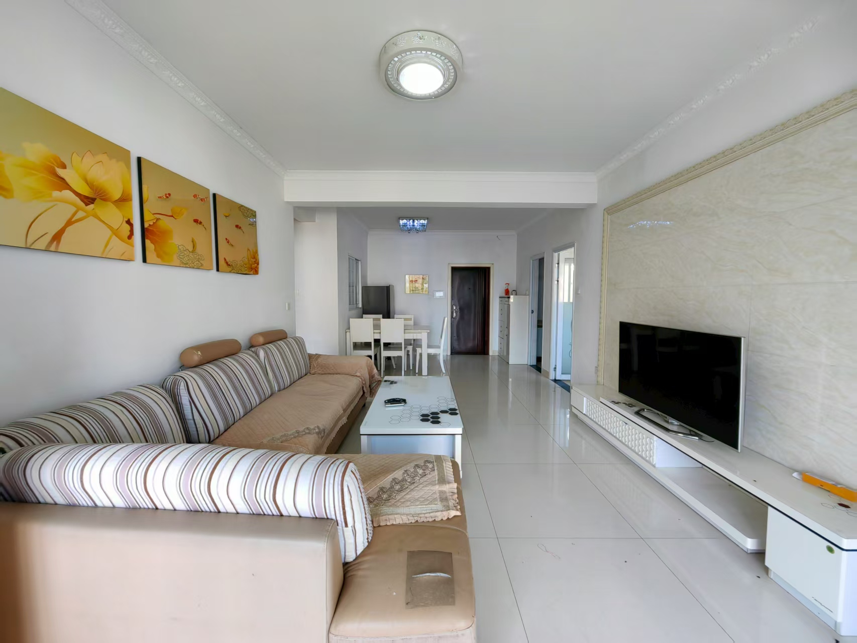 太一御江城 3室2厅1卫 1400.0元/月 太一御江城 3室2厅1卫 1400.0元/月室内图