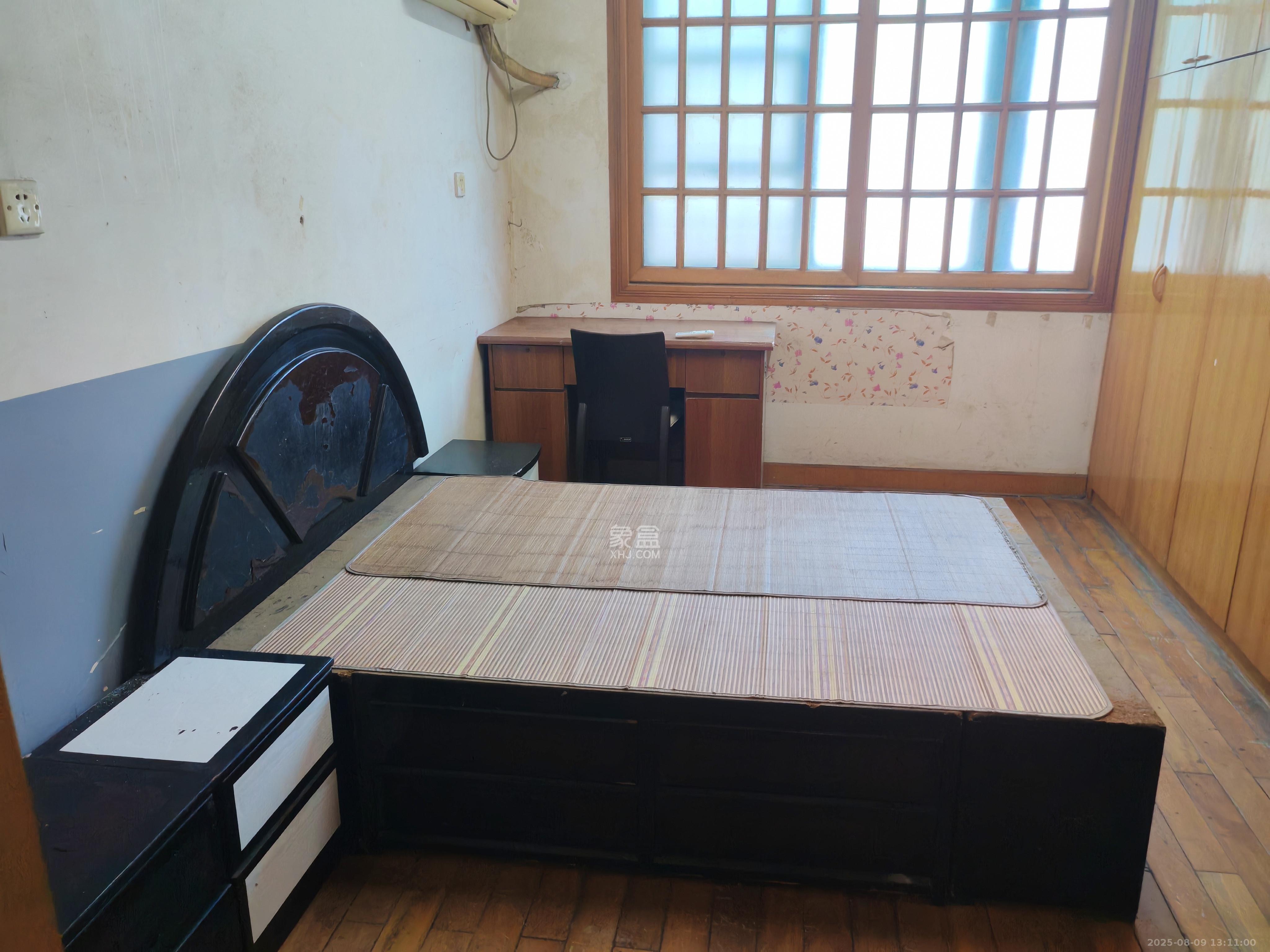 乔庄社区 4室1厅1卫 2000.0元/月 乔庄社区 4室1厅1卫 2000.0元/月室内图