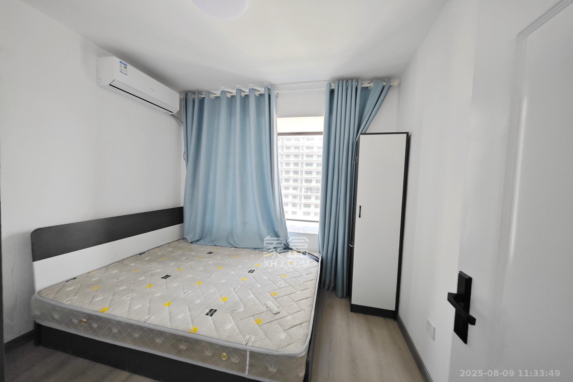 保利大都汇四期 5室2厅2卫 167.0万 保利大都汇四期 5室2厅2卫 167.0万卧室