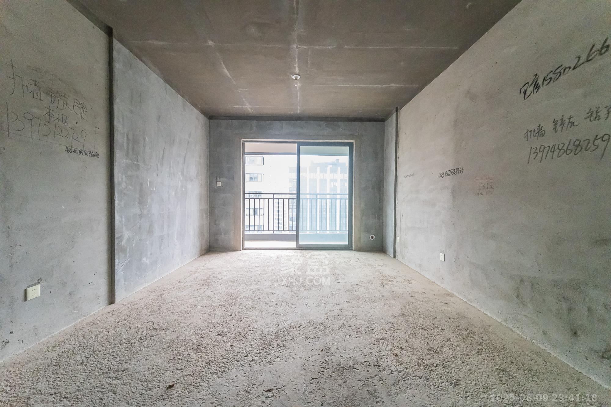 中建悦和城  3室2厅2卫   112.00万