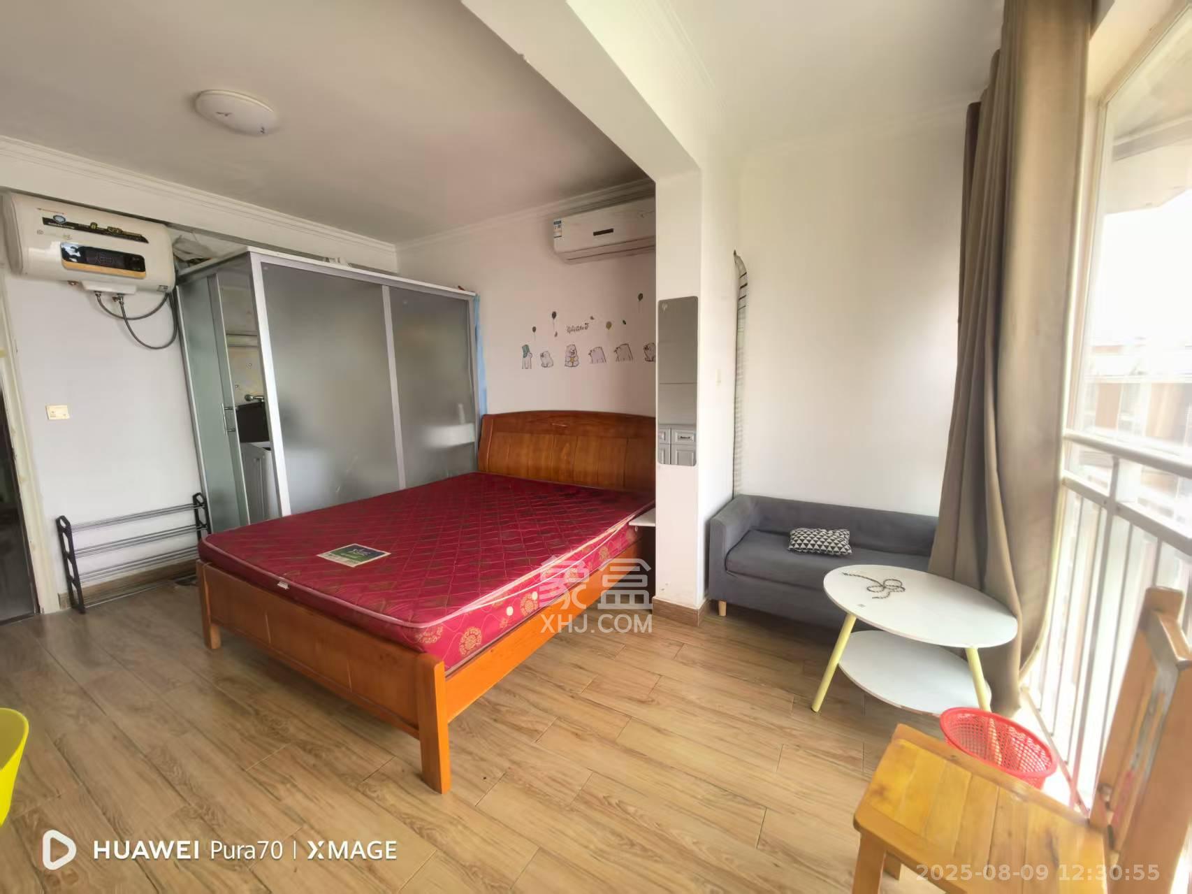 恒广国际景园一二区  1室1厅1卫    1000.0元/月 恒广国际景园一二区  1室1厅1卫    1000.0元/月室内图