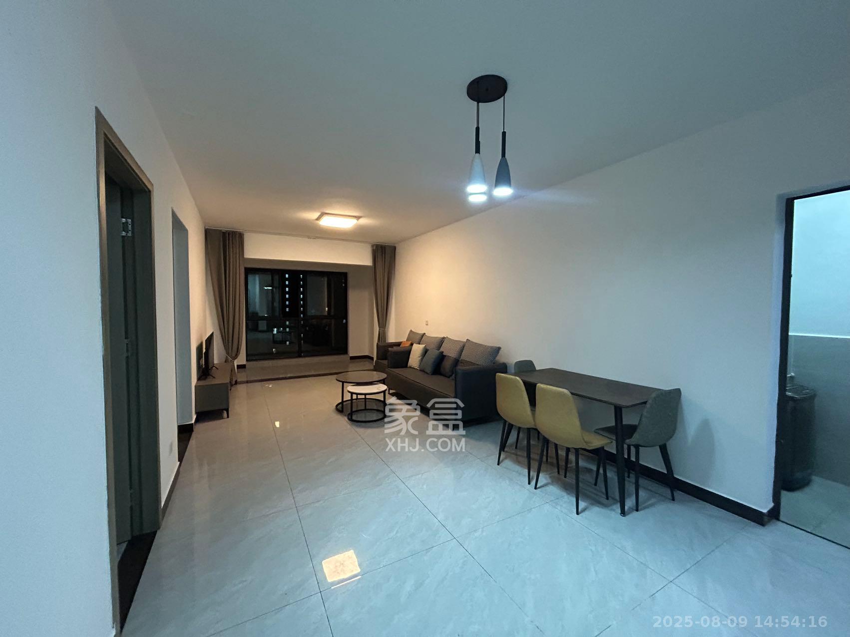 长房明宸府 4室1厅1卫 2400.0元/月 长房明宸府 4室1厅1卫 2400.0元/月室内图