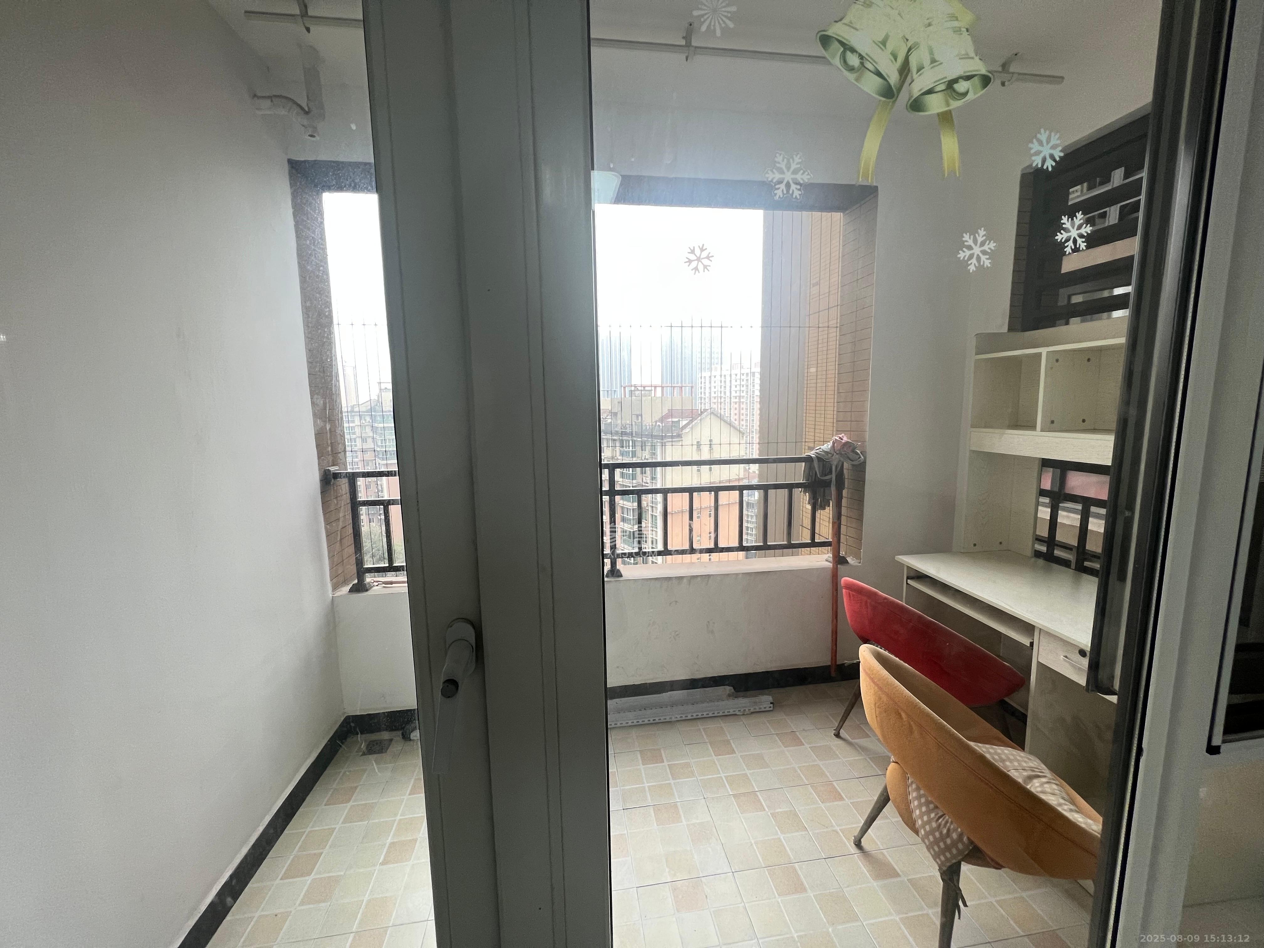 金地格林公馆 3室2厅2卫 2800.0元/月 金地格林公馆 3室2厅2卫 2800.0元/月室内图