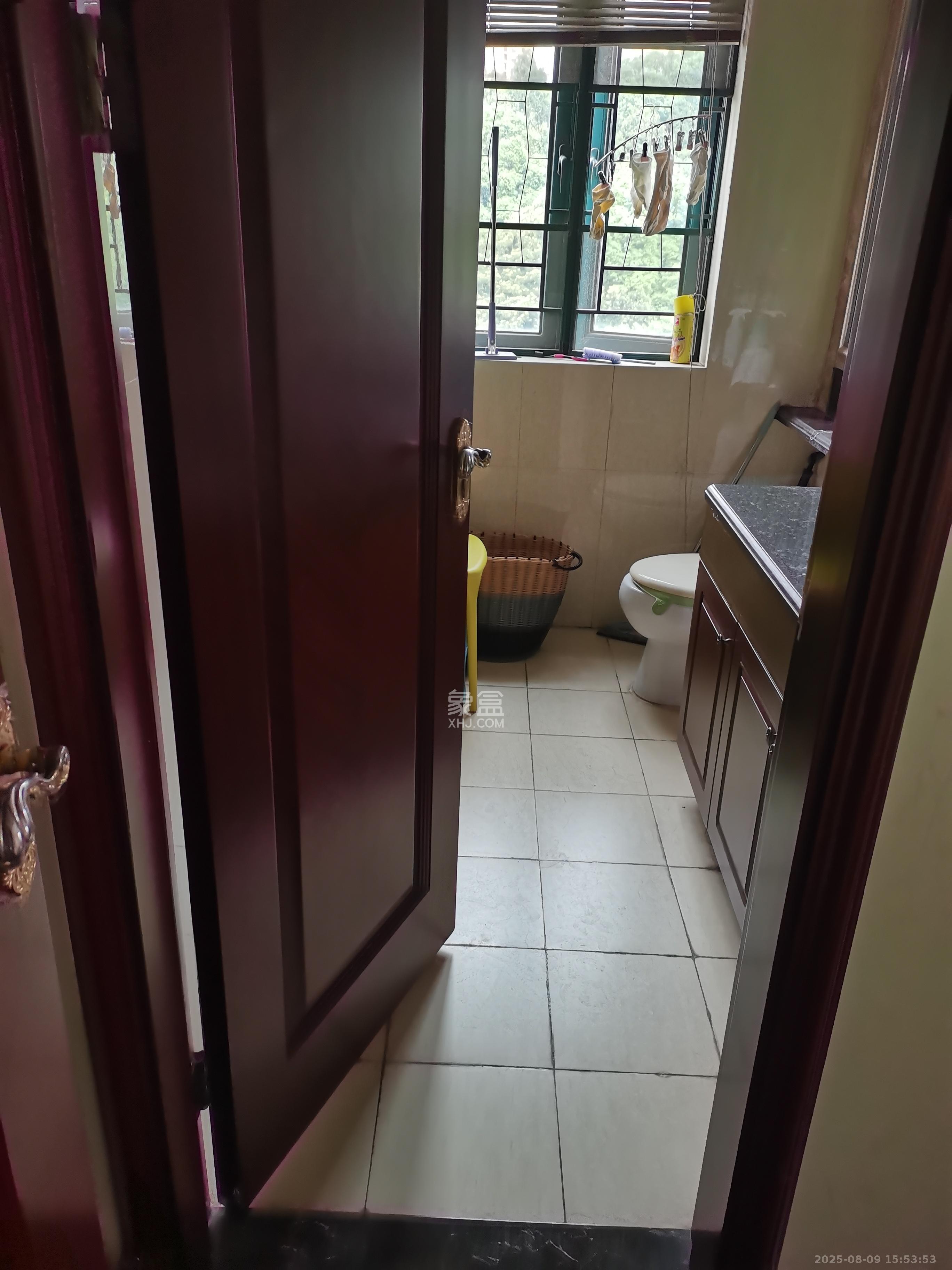 恒大城  3室2厅2卫    2600.0元/月 恒大城  3室2厅2卫    2600.0元/月室内图1