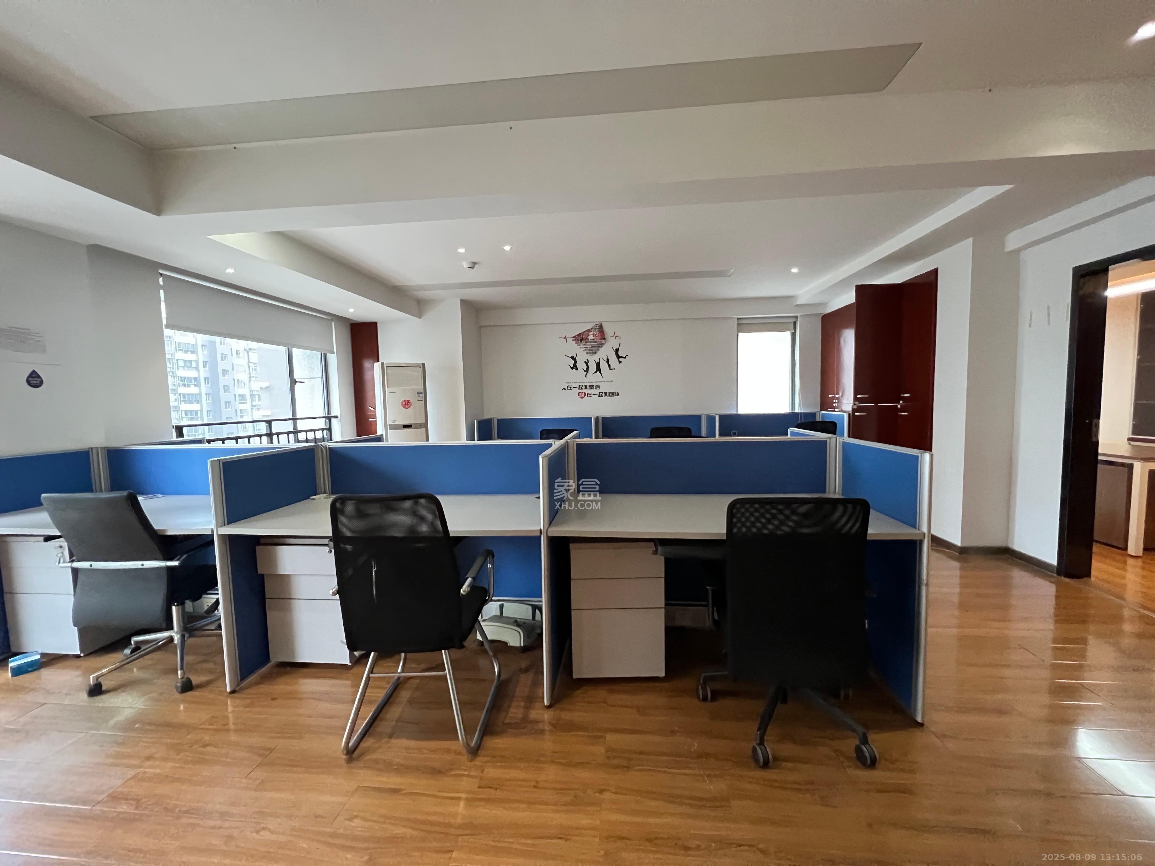 西子一间 2室1厅1卫 4500.0元/月 西子一间 2室1厅1卫 4500.0元/月室内图