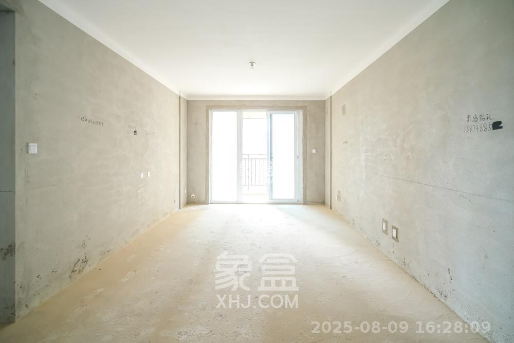 荣盛花语城 3室2厅2卫 1000.0元/月 荣盛花语城 3室2厅2卫 1000.0元/月室内图