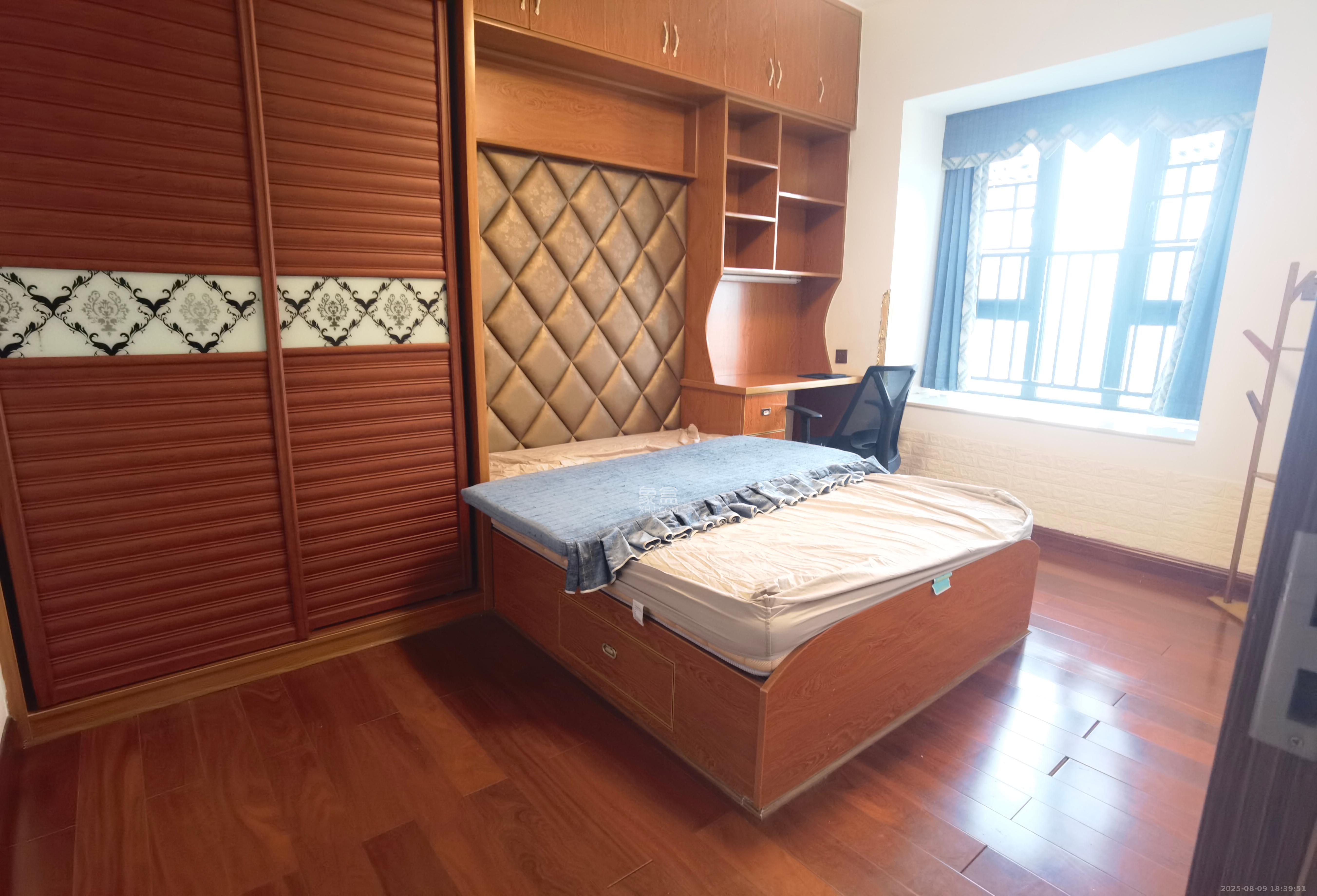 碧桂园威尼斯城  4室2厅3卫    5800.0元/月 碧桂园威尼斯城  4室2厅3卫    5800.0元/月小区图