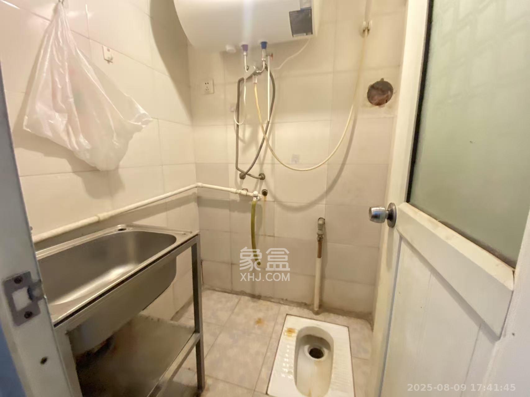 涂家冲社区（涂新小区、农商银行宿舍）  1室0厅1卫   650.00元/月室内图
