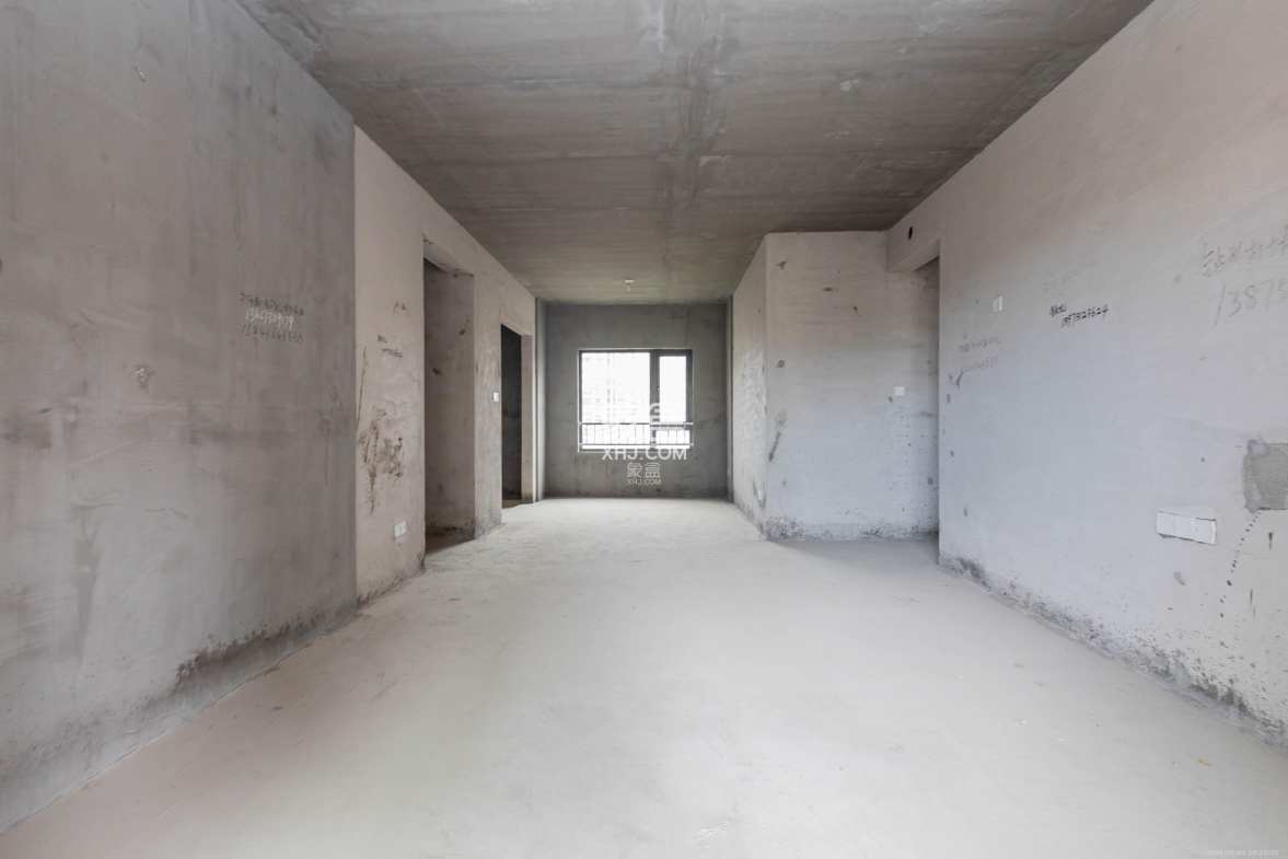 恒大江湾 3室2厅2卫 116.0万 恒大江湾 3室2厅2卫 116.0万客厅