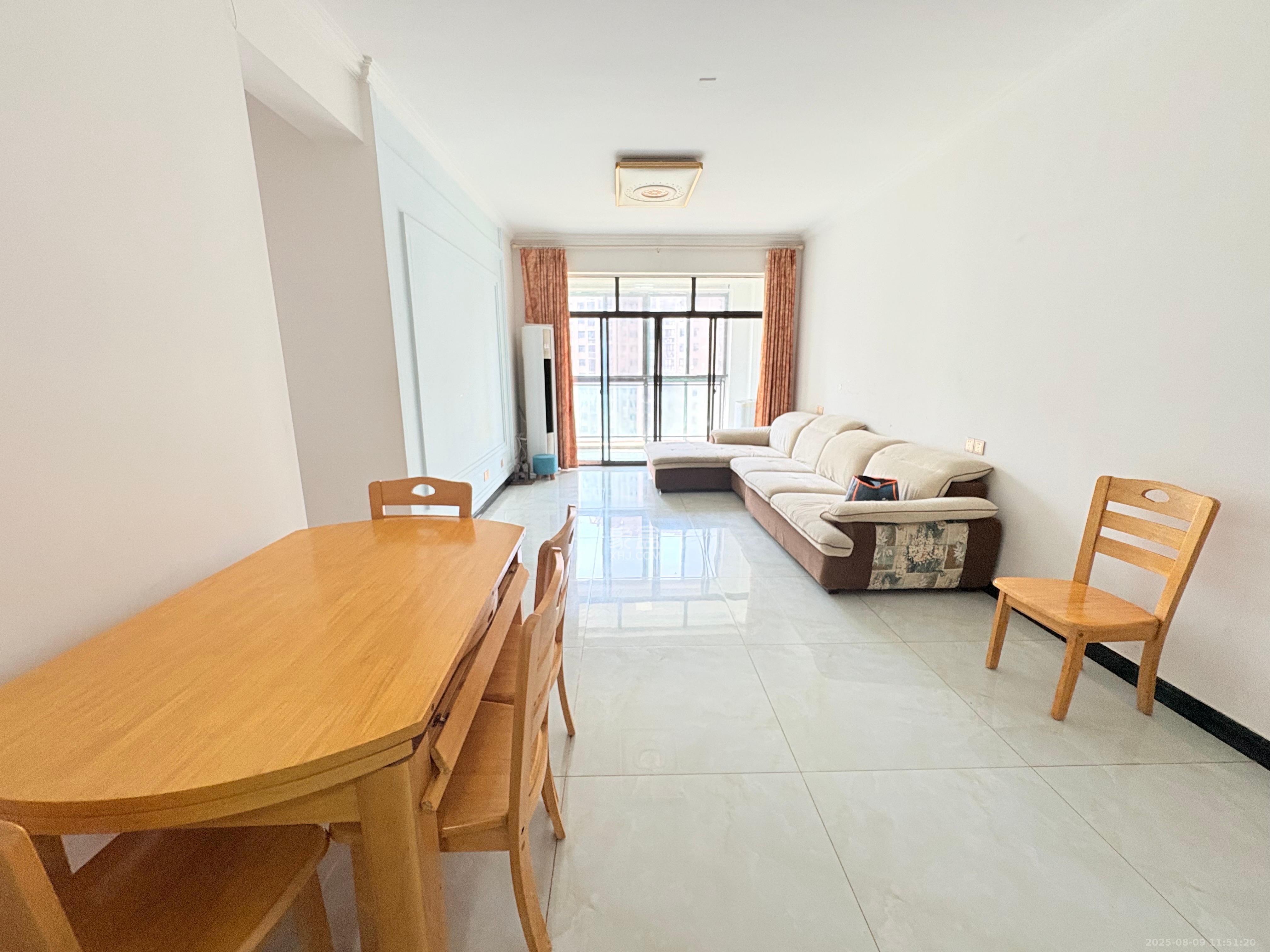 辉煌国际城二期 3室2厅2卫 2400.0元/月 辉煌国际城二期 3室2厅2卫 2400.0元/月室内图