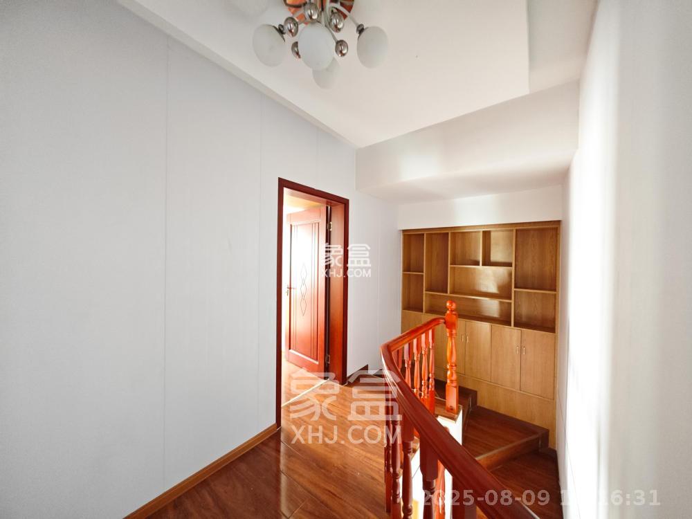 湘府东苑  2室1厅2卫    2200.0元/月室内图