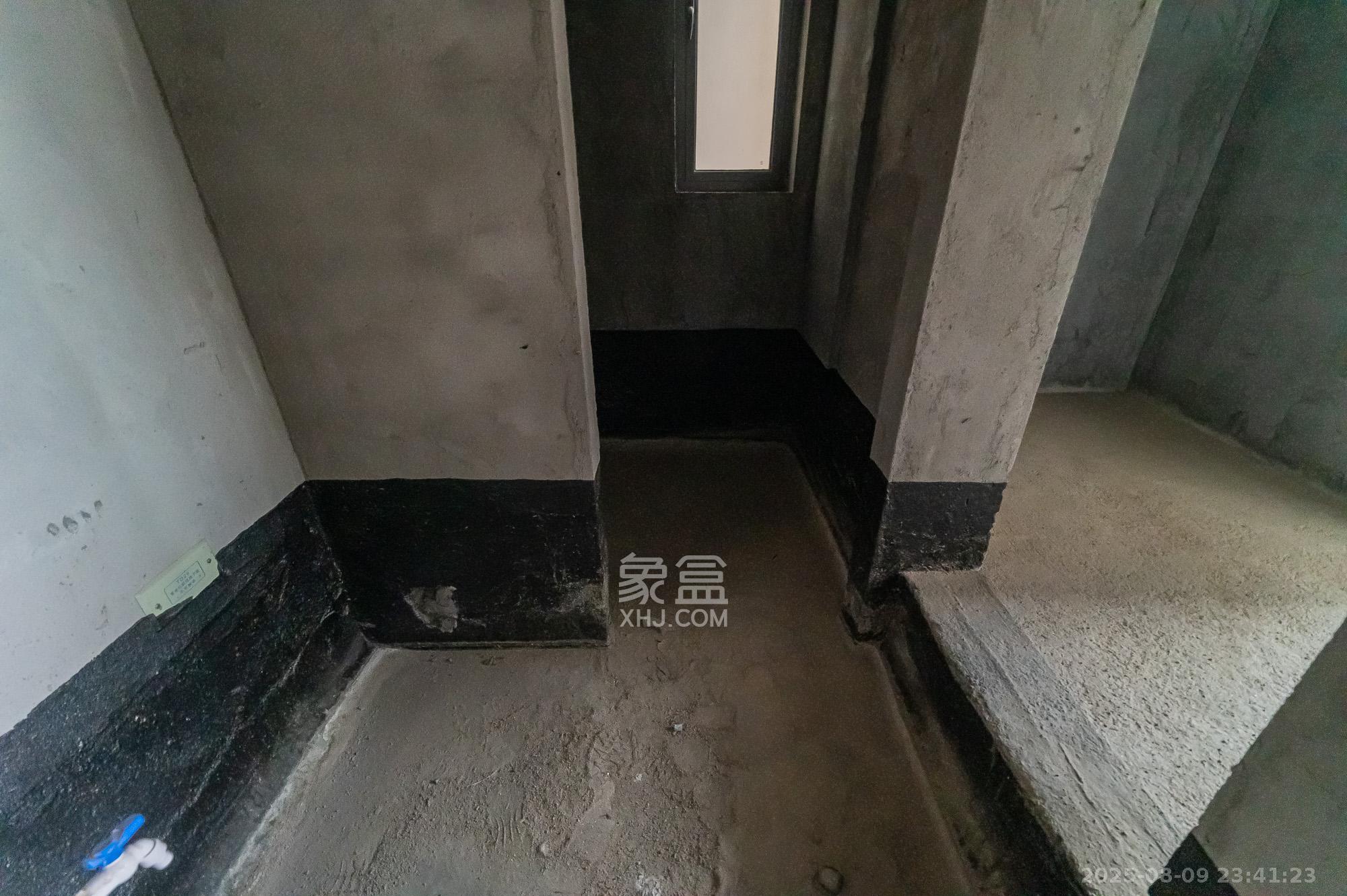 中建悦和城  3室2厅2卫   112.00万其他