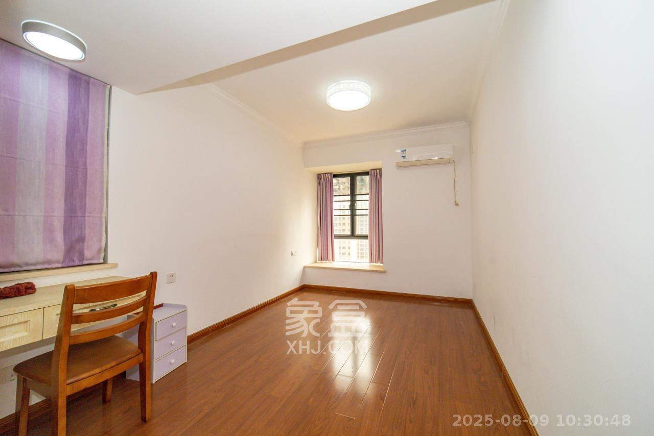 深业睿城 3室2厅1卫 2300.0元/月 深业睿城 3室2厅1卫 2300.0元/月室内图