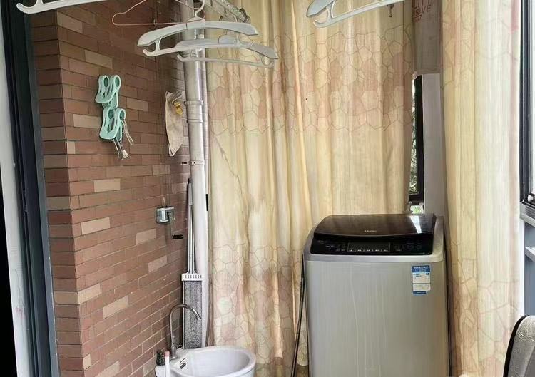 耀江花园东湖居 2室1厅1卫 1400.0元/月 耀江花园东湖居 2室1厅1卫 1400.0元/月室内图