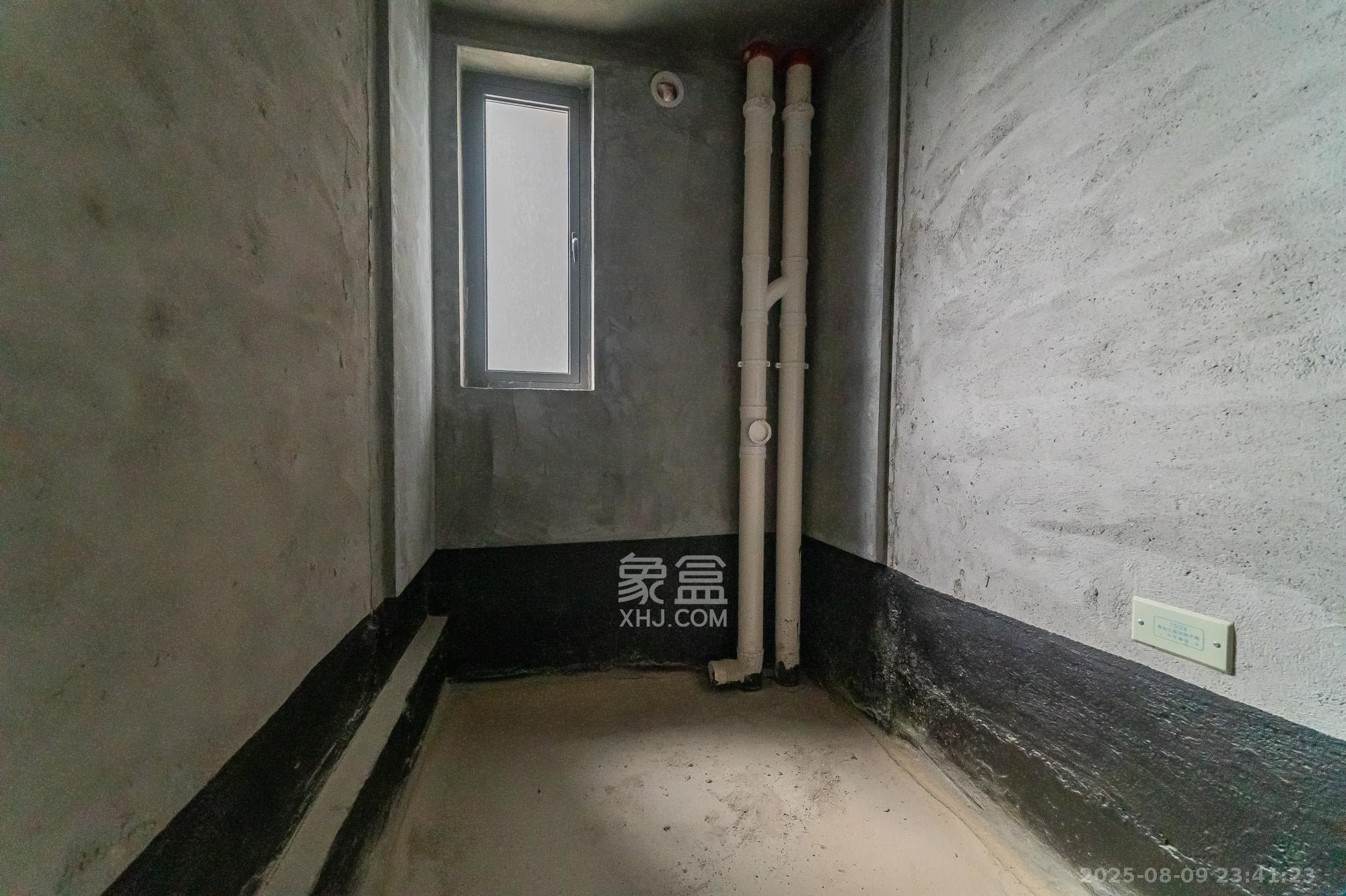 中建悦和城  3室2厅2卫   112.00万其他