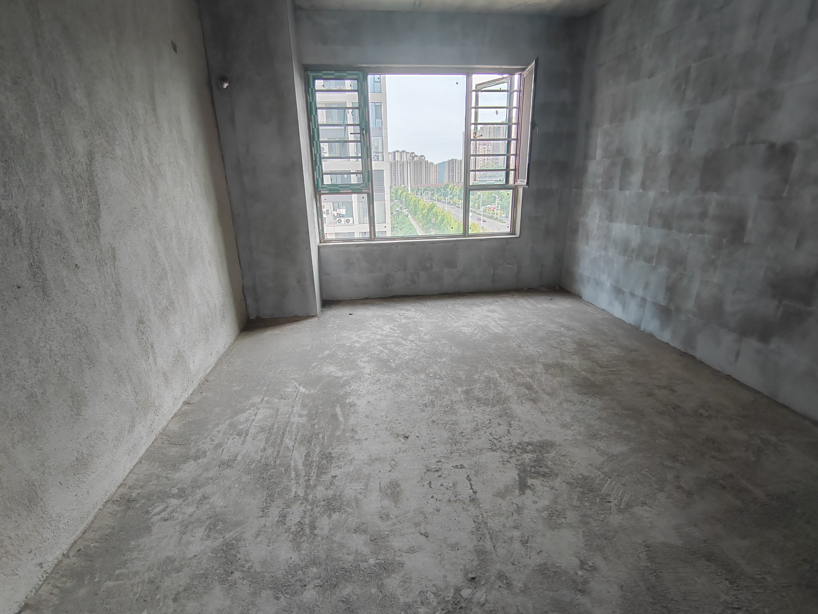 青春里-铂樾府 5室2厅2卫 101.8万 青春里-铂樾府 5室2厅2卫 101.8万客厅