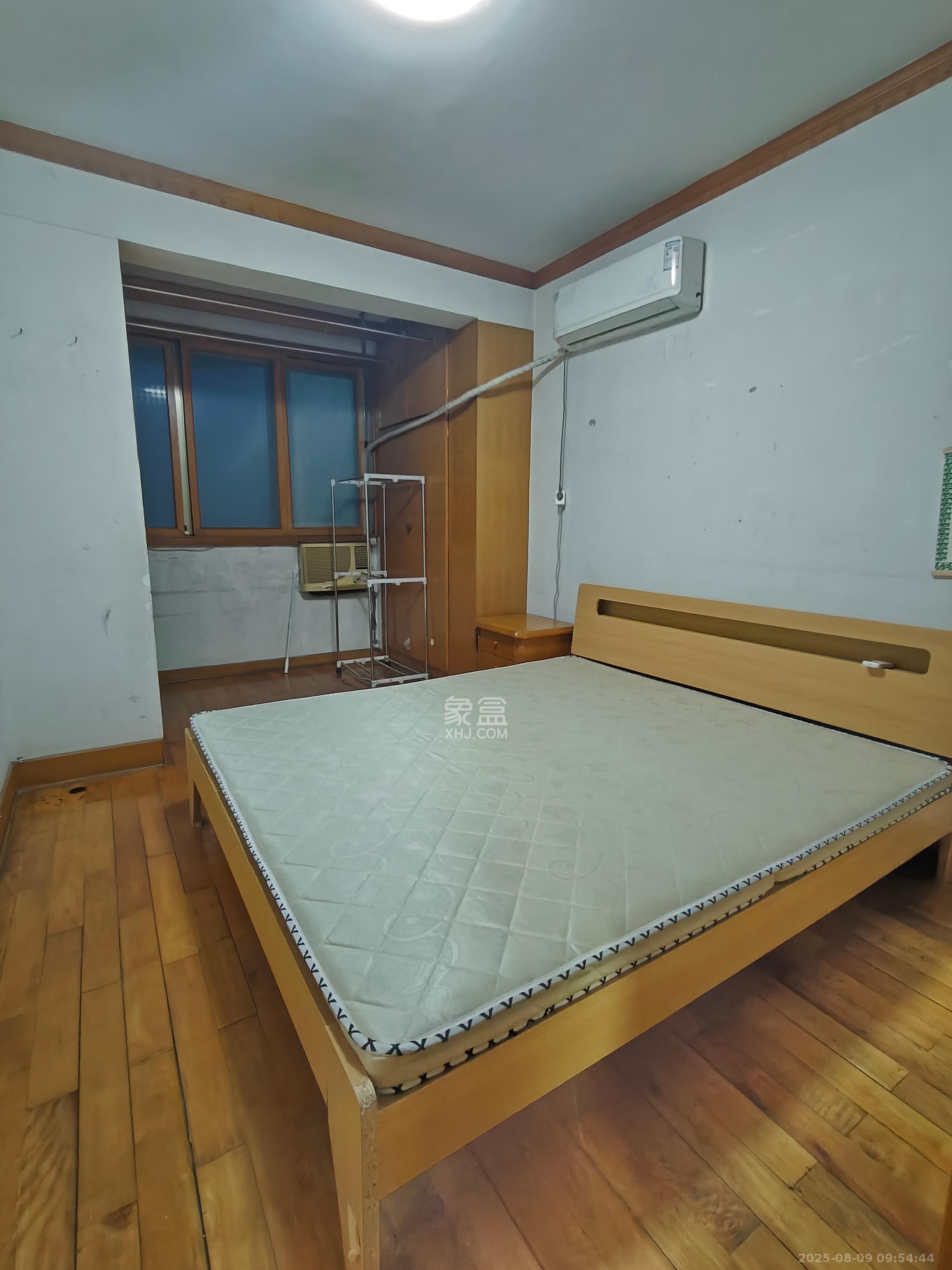 向韶村  2室2厅1卫    1800.0元/月室内图