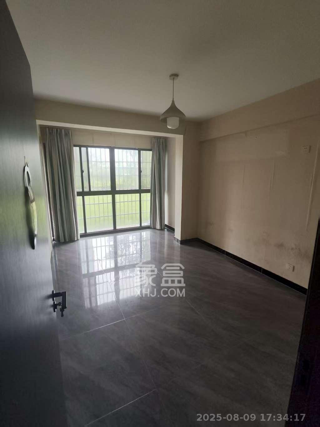 和润园三期 4室2厅2卫 2800.0元/月 和润园三期 4室2厅2卫 2800.0元/月室内图