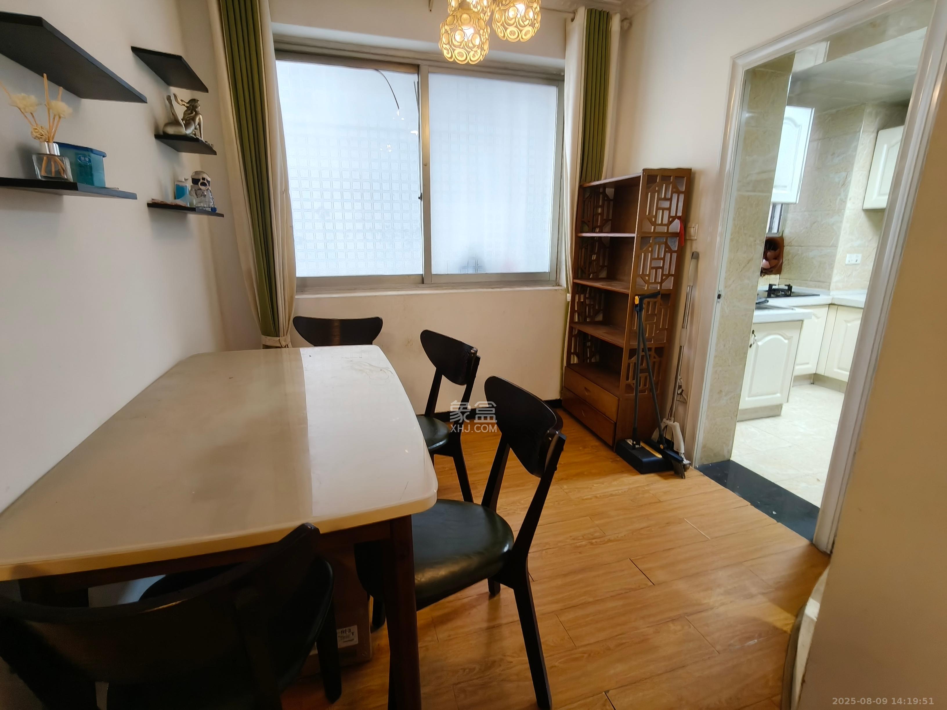 天龙花园 2室1厅1卫 2500.0元/月 天龙花园 2室1厅1卫 2500.0元/月室内图