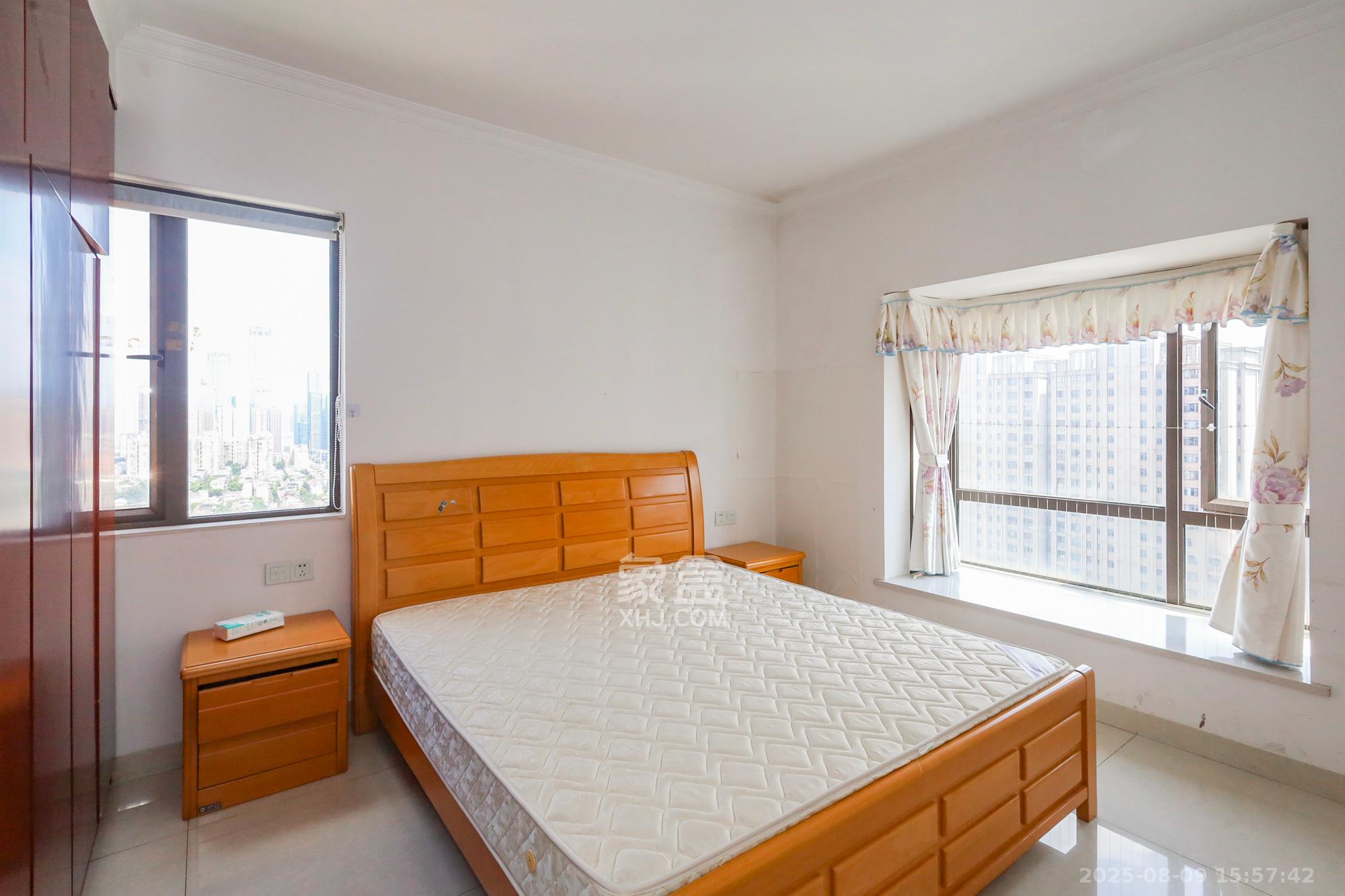 旭辉藏郡(藏郡、旭湘华府)  3室2厅2卫    258.0万 旭辉藏郡(藏郡、旭湘华府)  3室2厅2卫    258.0万卧室