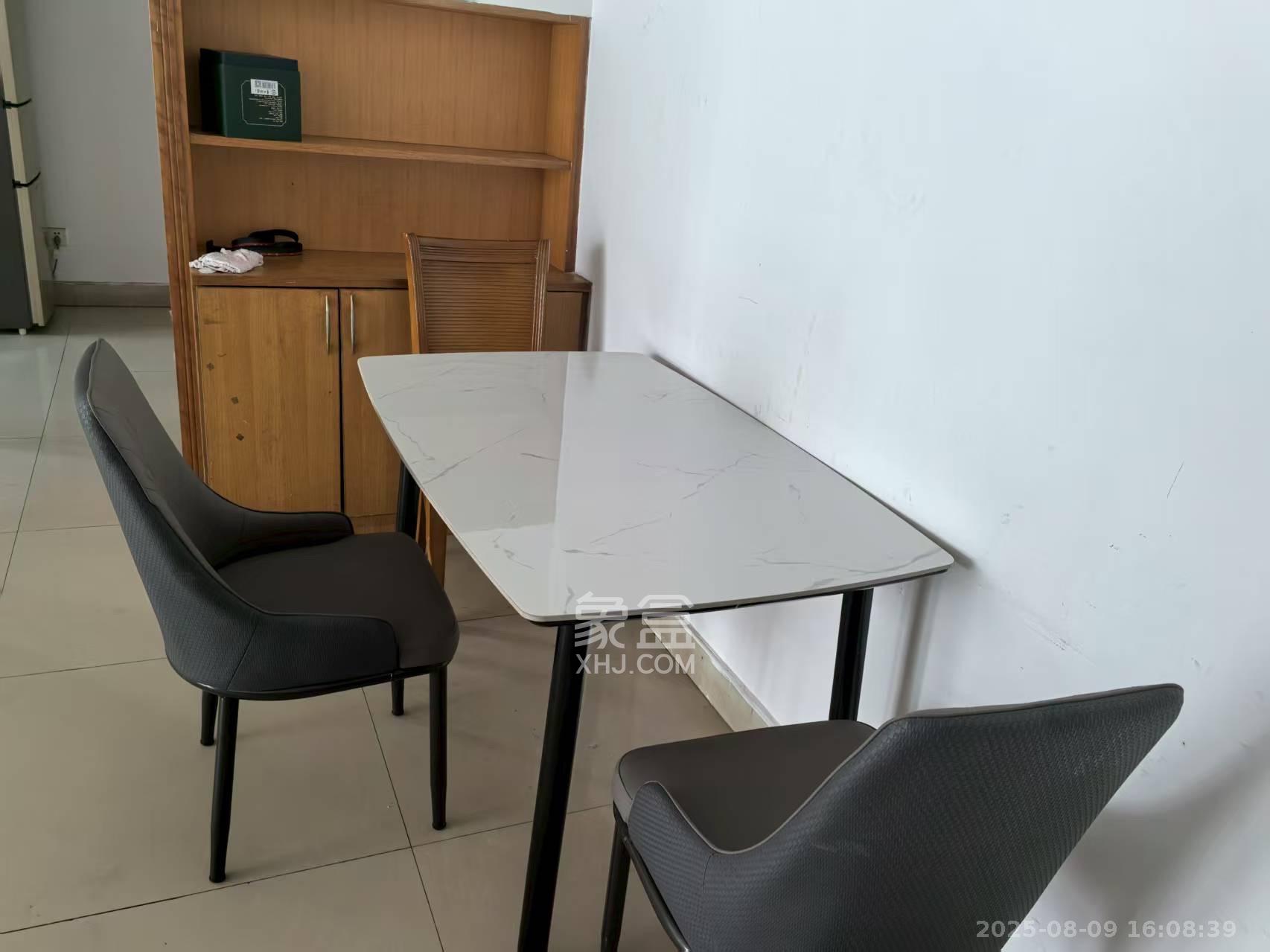 天翔新新家园 3室2厅1卫 2000.0元/月 天翔新新家园 3室2厅1卫 2000.0元/月室内图