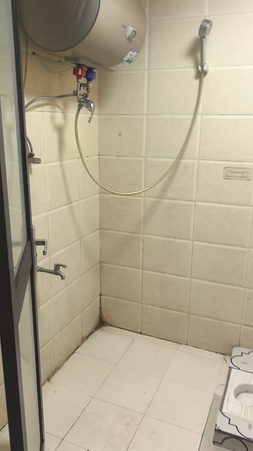 海乐花园  1室1厅1卫    1000.0元/月 海乐花园  1室1厅1卫    1000.0元/月室内图