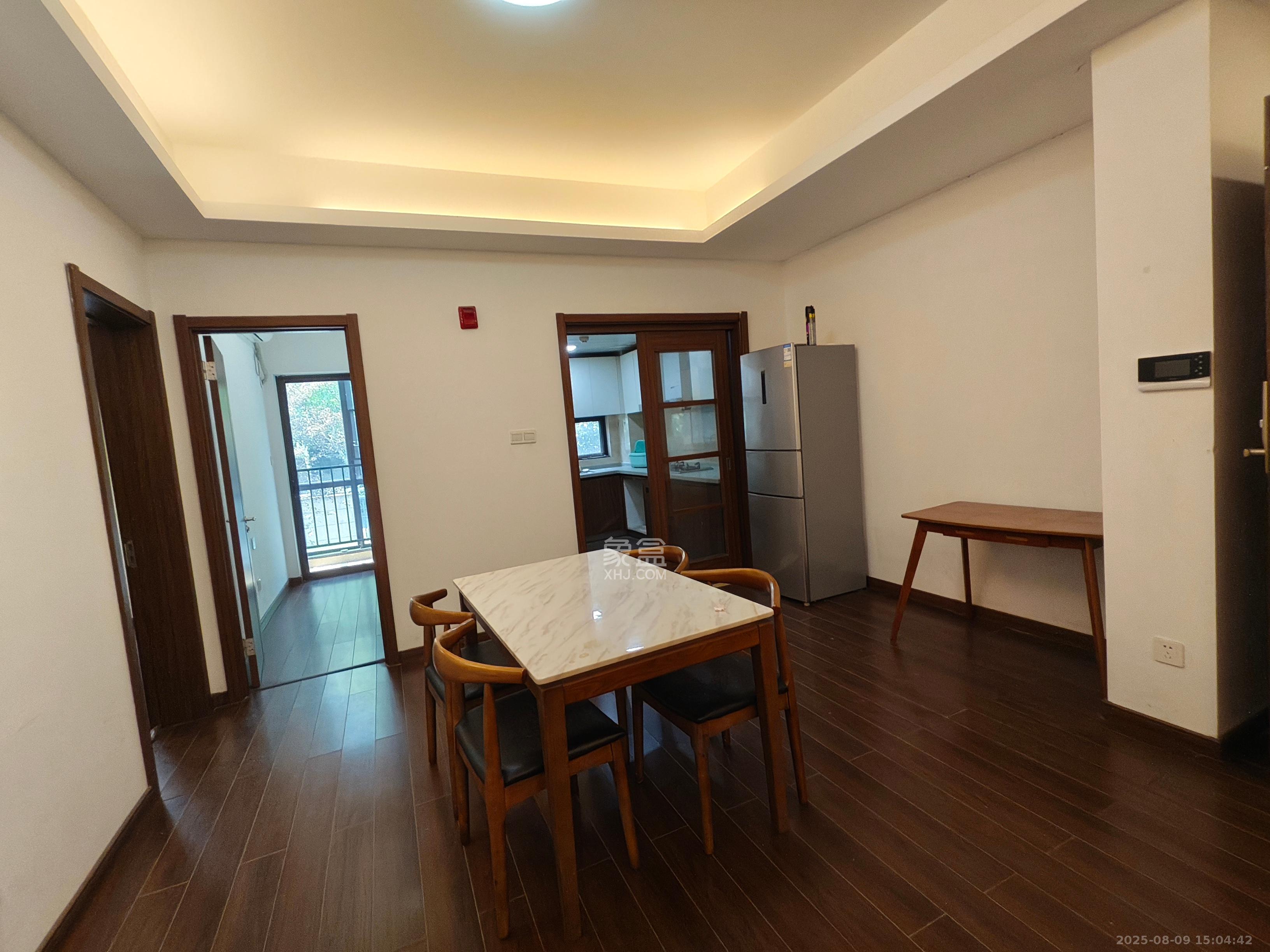 万科里梅溪郡 3室2厅2卫 3500.0元/月 万科里梅溪郡 3室2厅2卫 3500.0元/月室内图