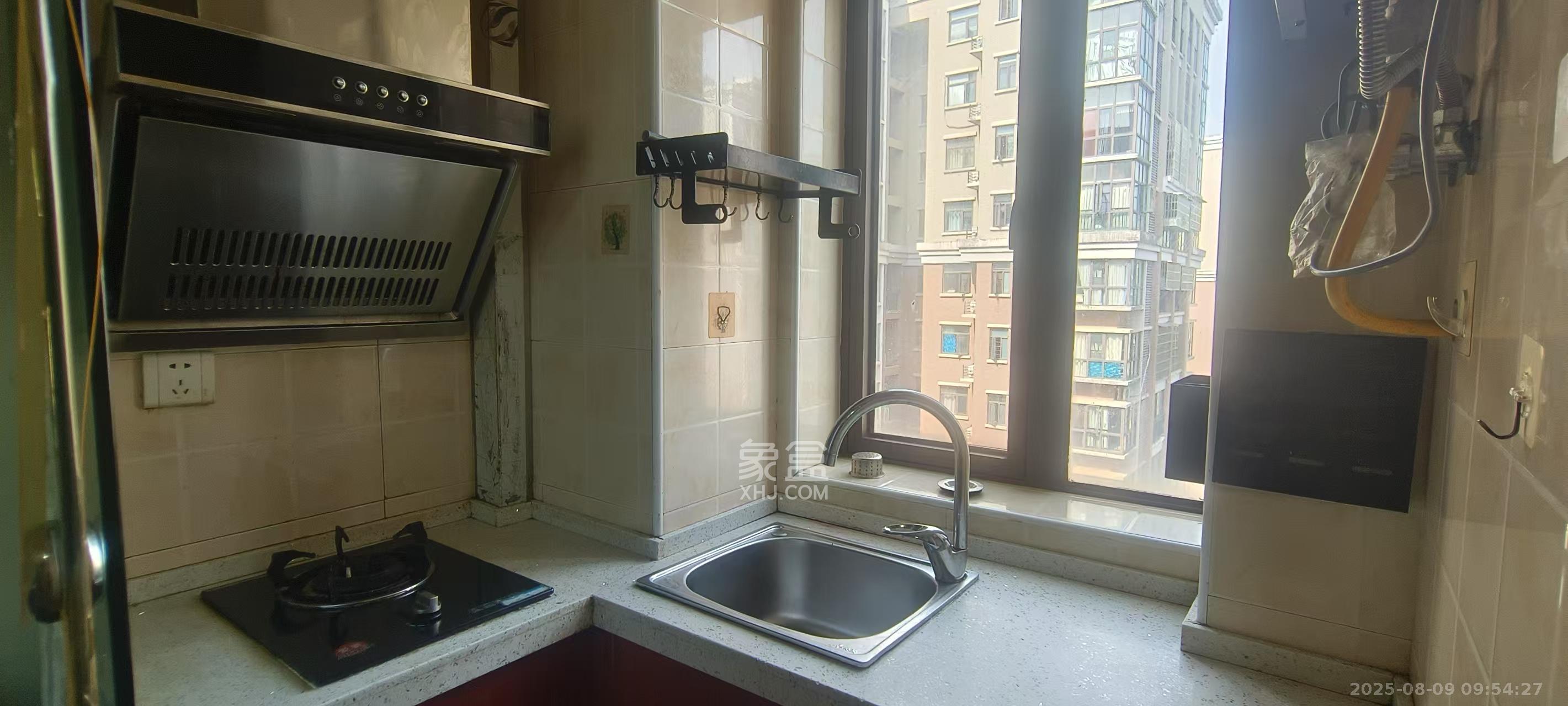 水岸世景  1室1厅1卫    1000.0元/月 水岸世景  1室1厅1卫    1000.0元/月室内图