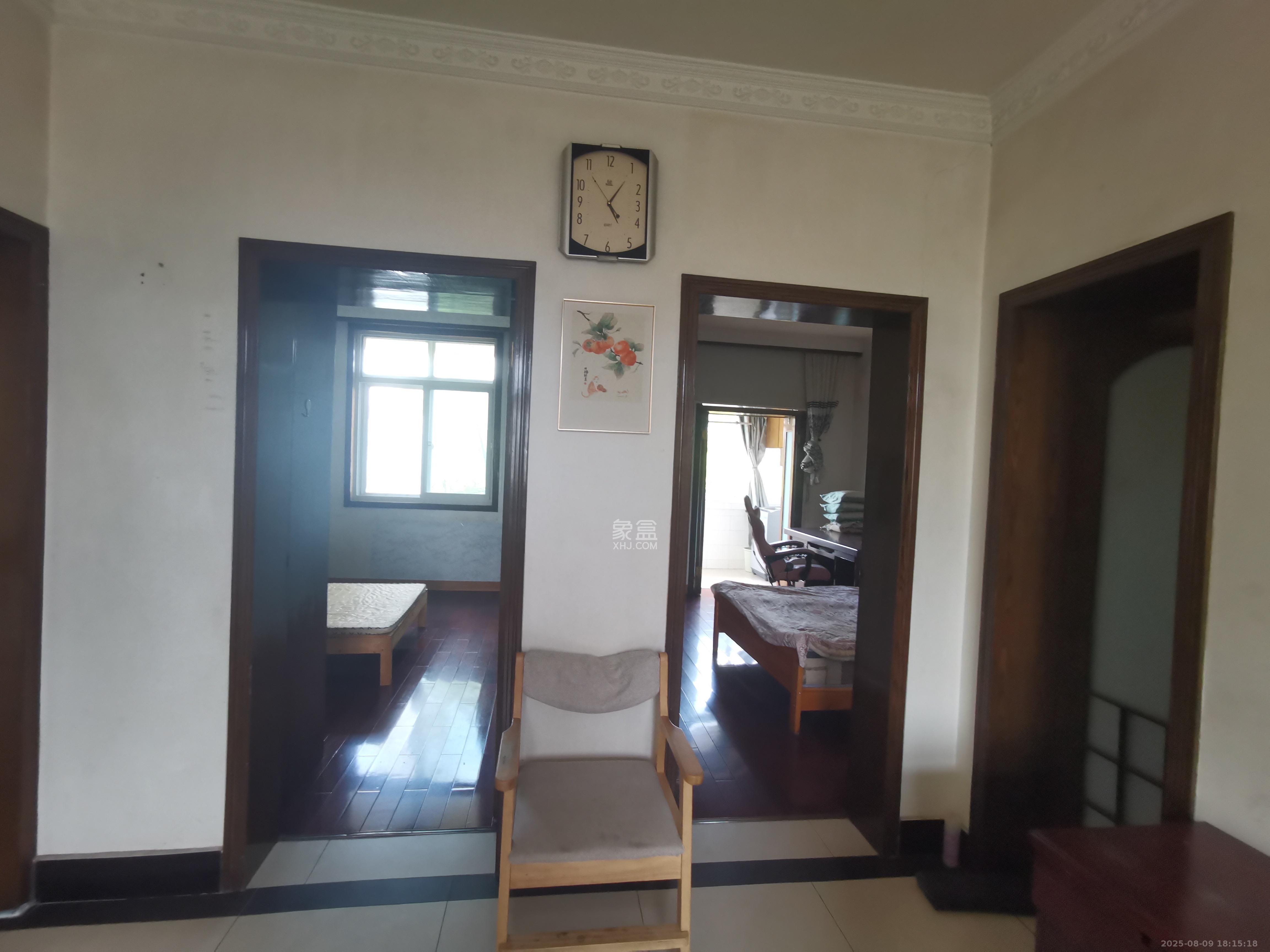 中南家园  2室2厅1卫    1700.0元/月室内图