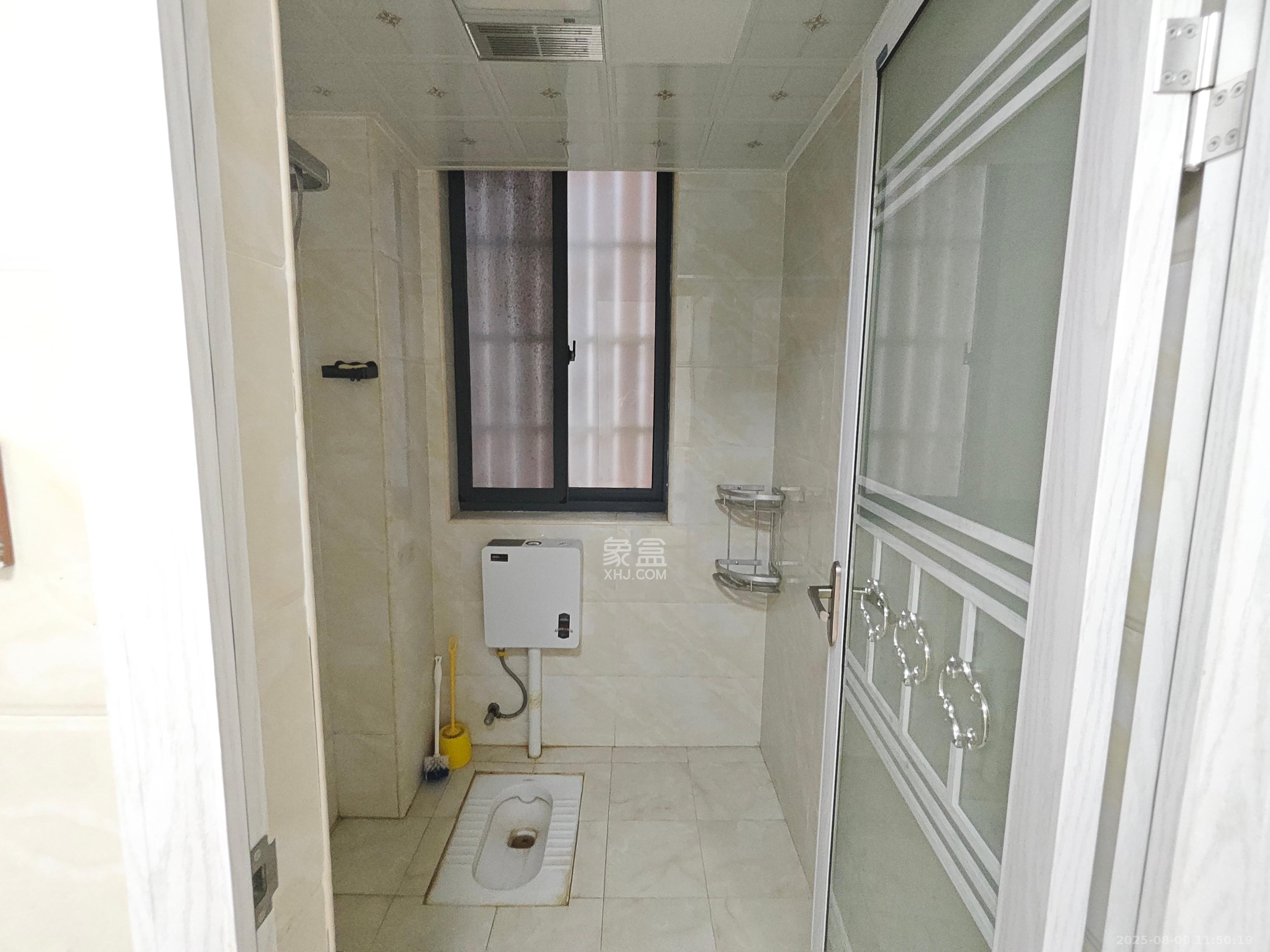 谷山庭院二期 2室2厅1卫 2300.0元/月 谷山庭院二期 2室2厅1卫 2300.0元/月室内图