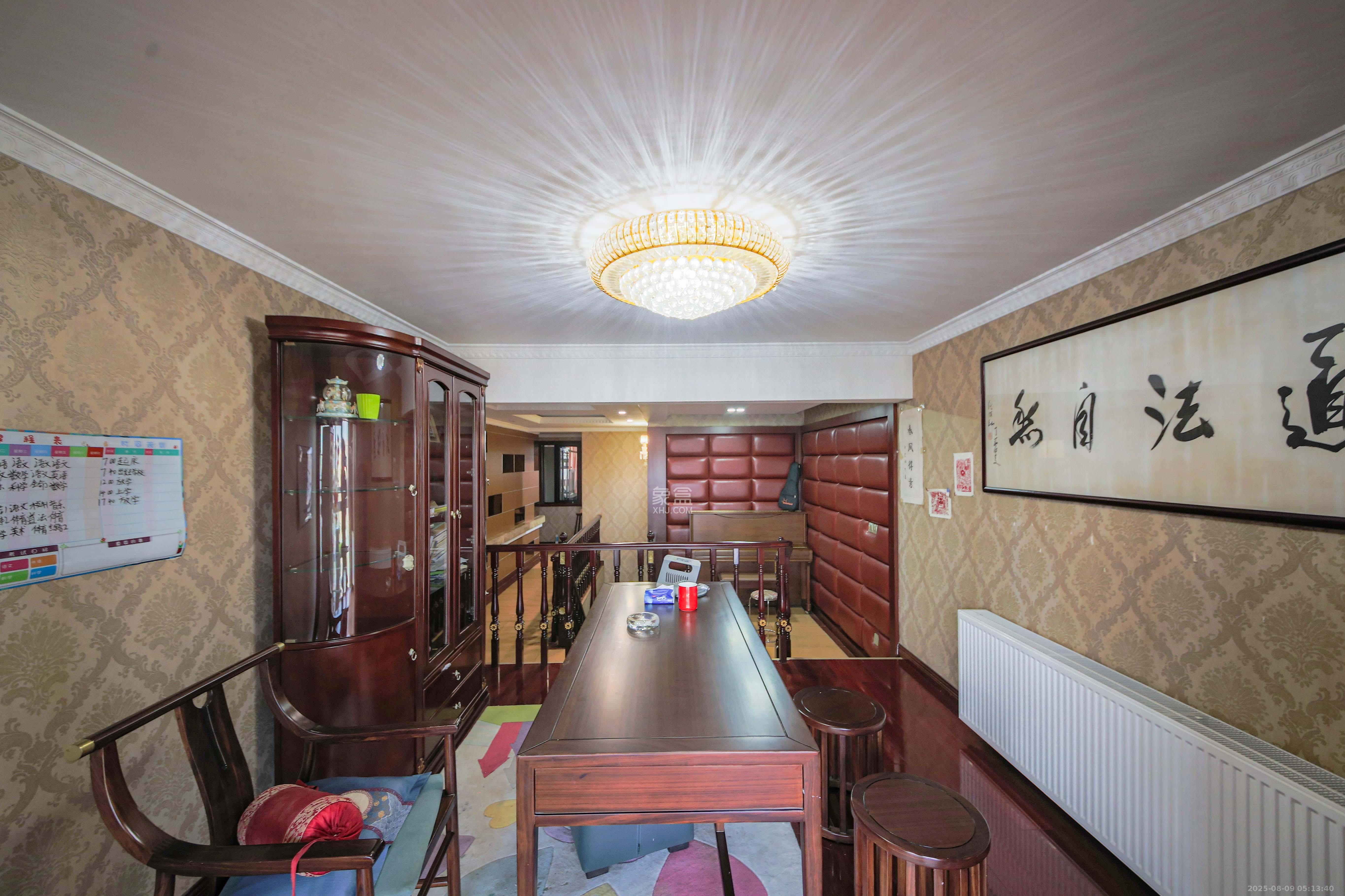 博林金谷  4室2厅2卫    167.8万 博林金谷  4室2厅2卫    167.8万客厅