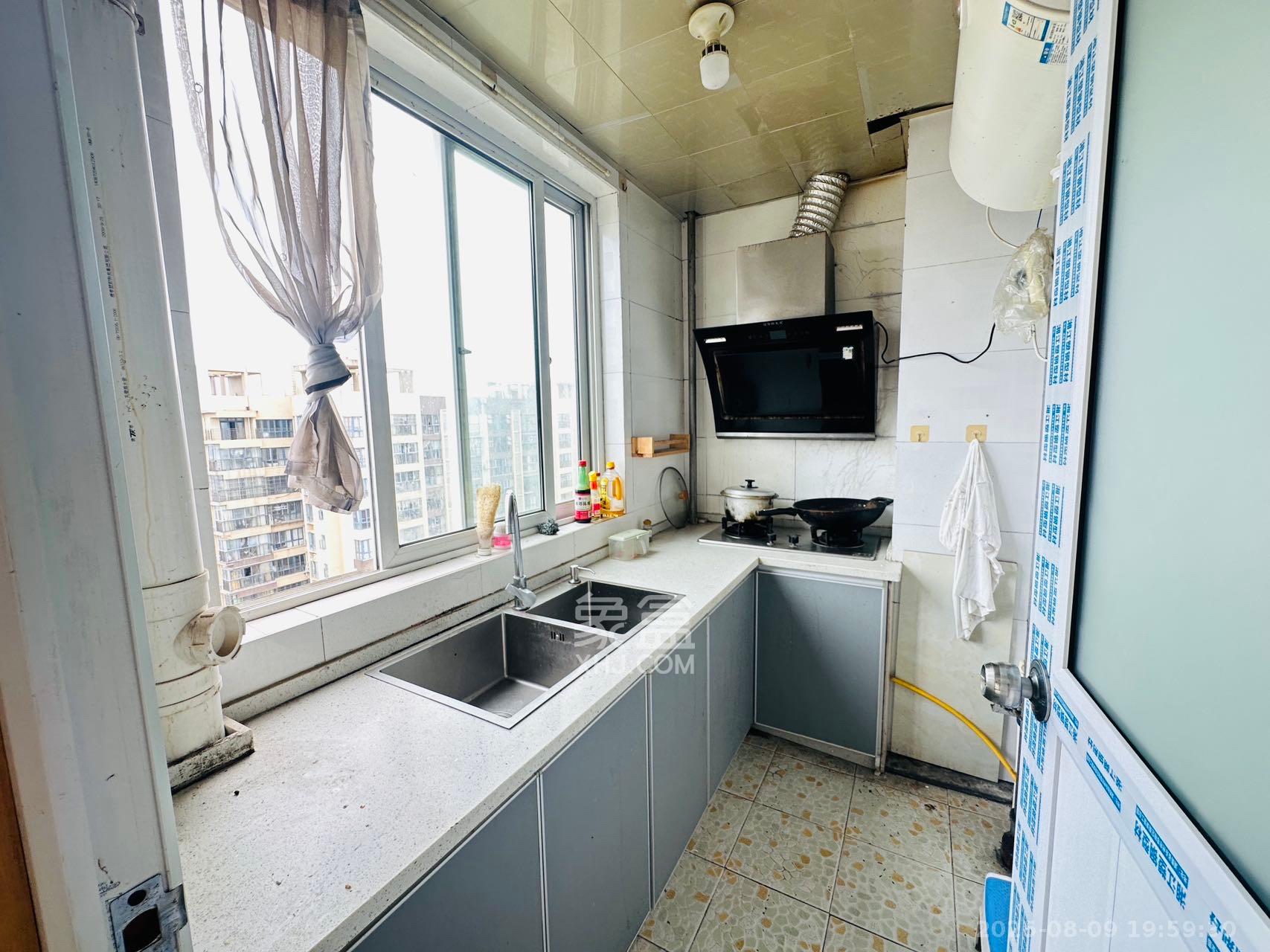 汇都公寓 1室1厅1卫 1700.00元/月 汇都公寓 1室1厅1卫 1700.00元/月室内图