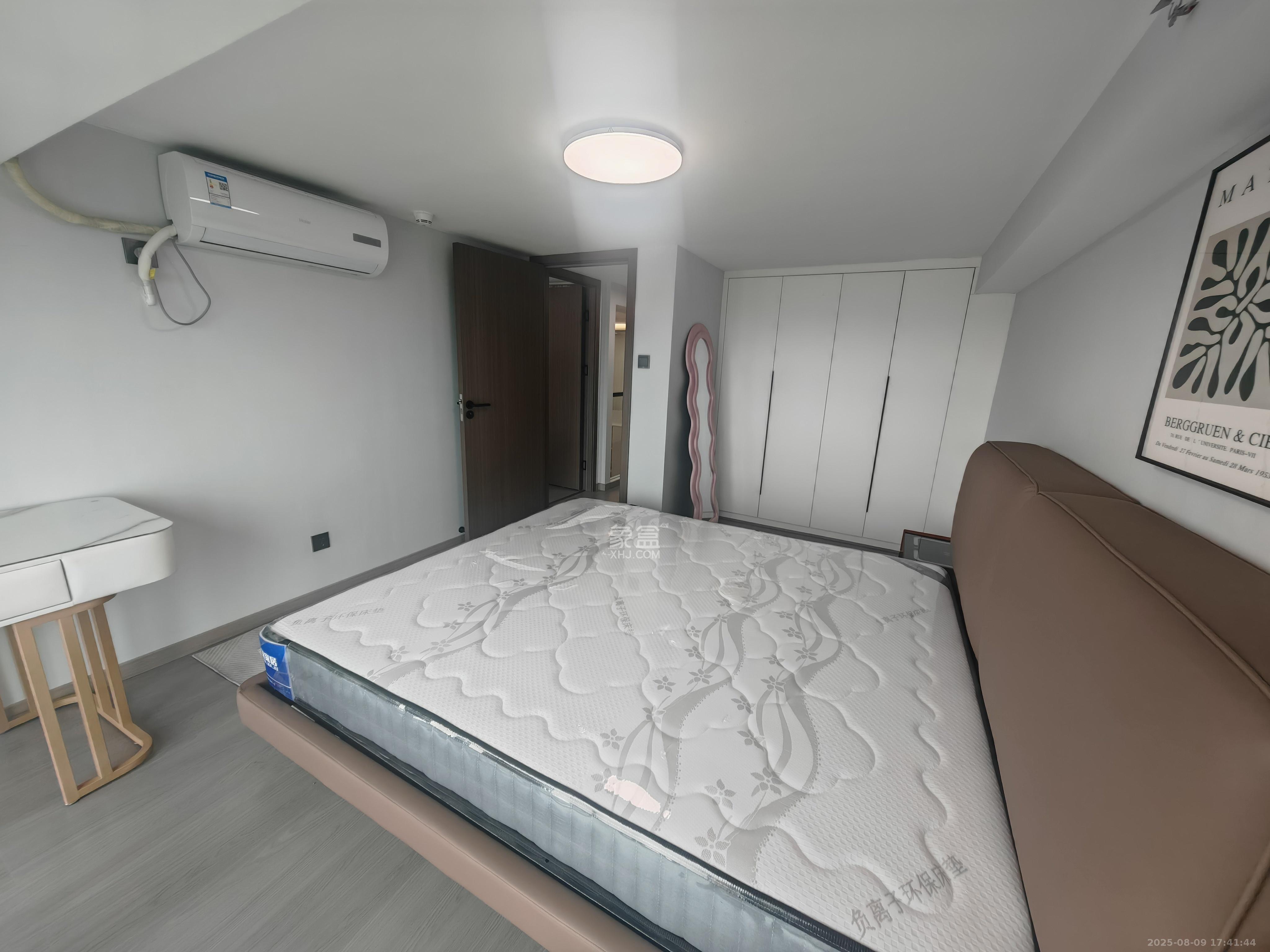 京武浪琴山三期(京武中心) 2室1厅1卫 4800.0元/月 京武浪琴山三期(京武中心) 2室1厅1卫 4800.0元/月室内图