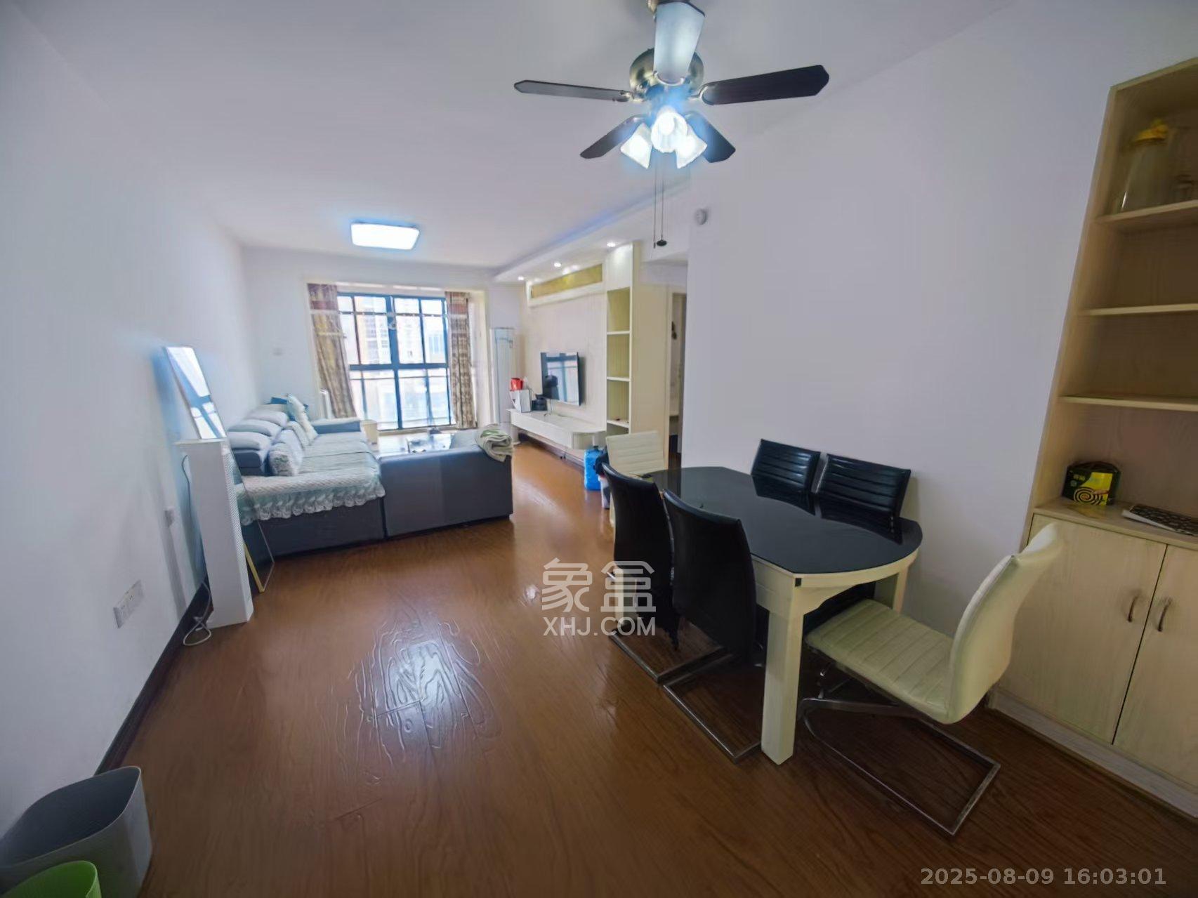 万芙锦城  2室2厅1卫    2100.0元/月室内图