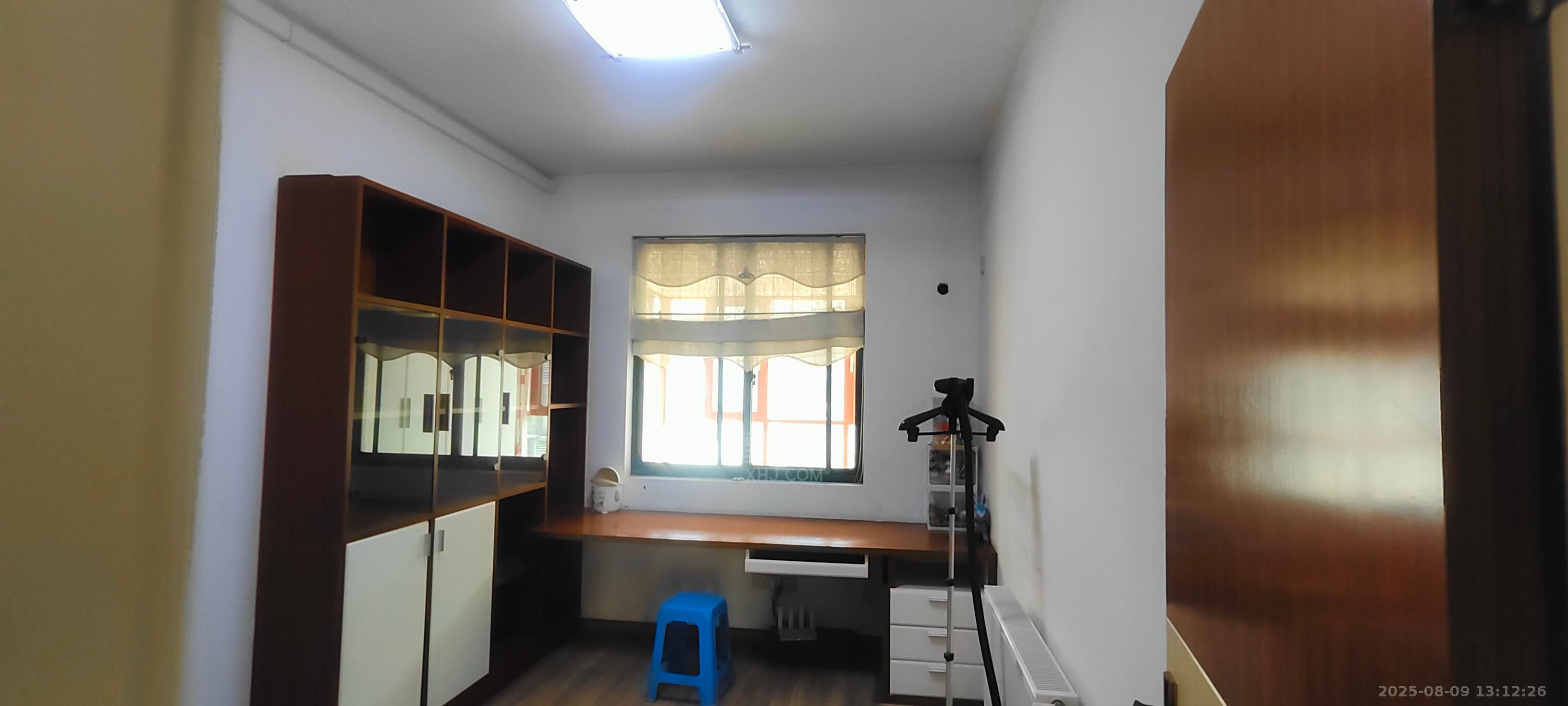 湘滨逸墅  3室2厅2卫   1400.00元/月室内图