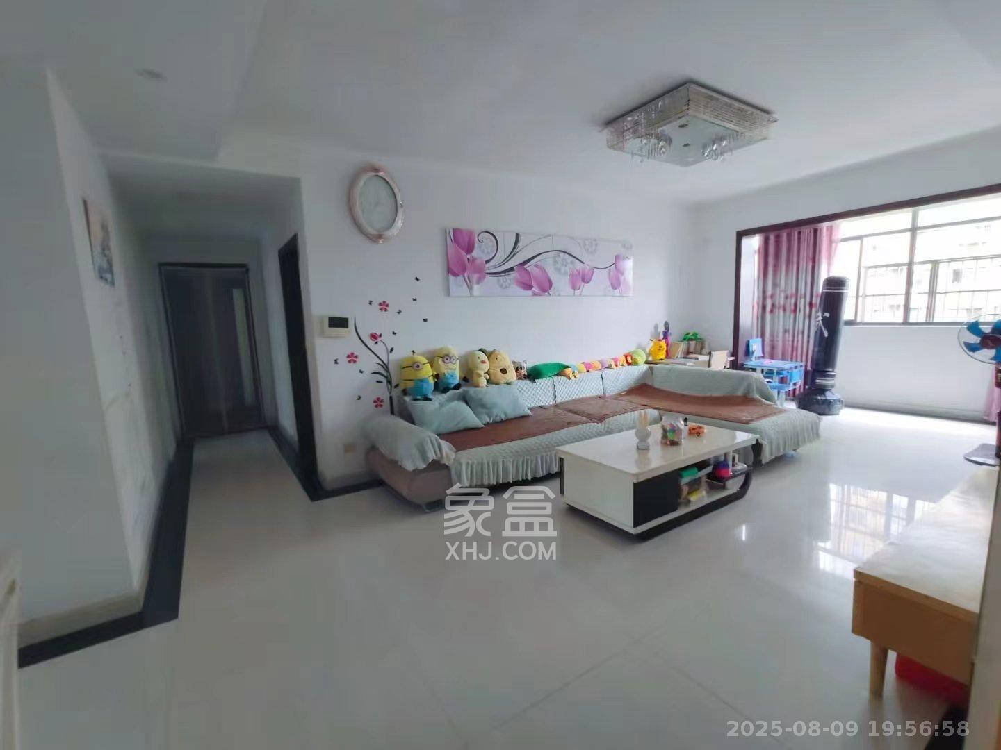 中国铁建国际城一期  4室2厅2卫   2100.00元/月