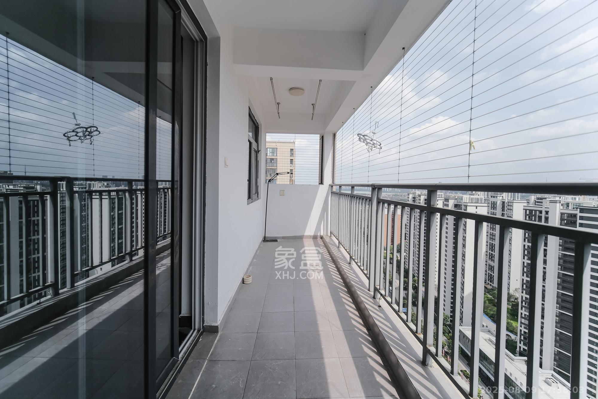 和悦城(蟠龙景苑)  3室2厅1卫    65.8万 和悦城(蟠龙景苑)  3室2厅1卫    65.8万阳台