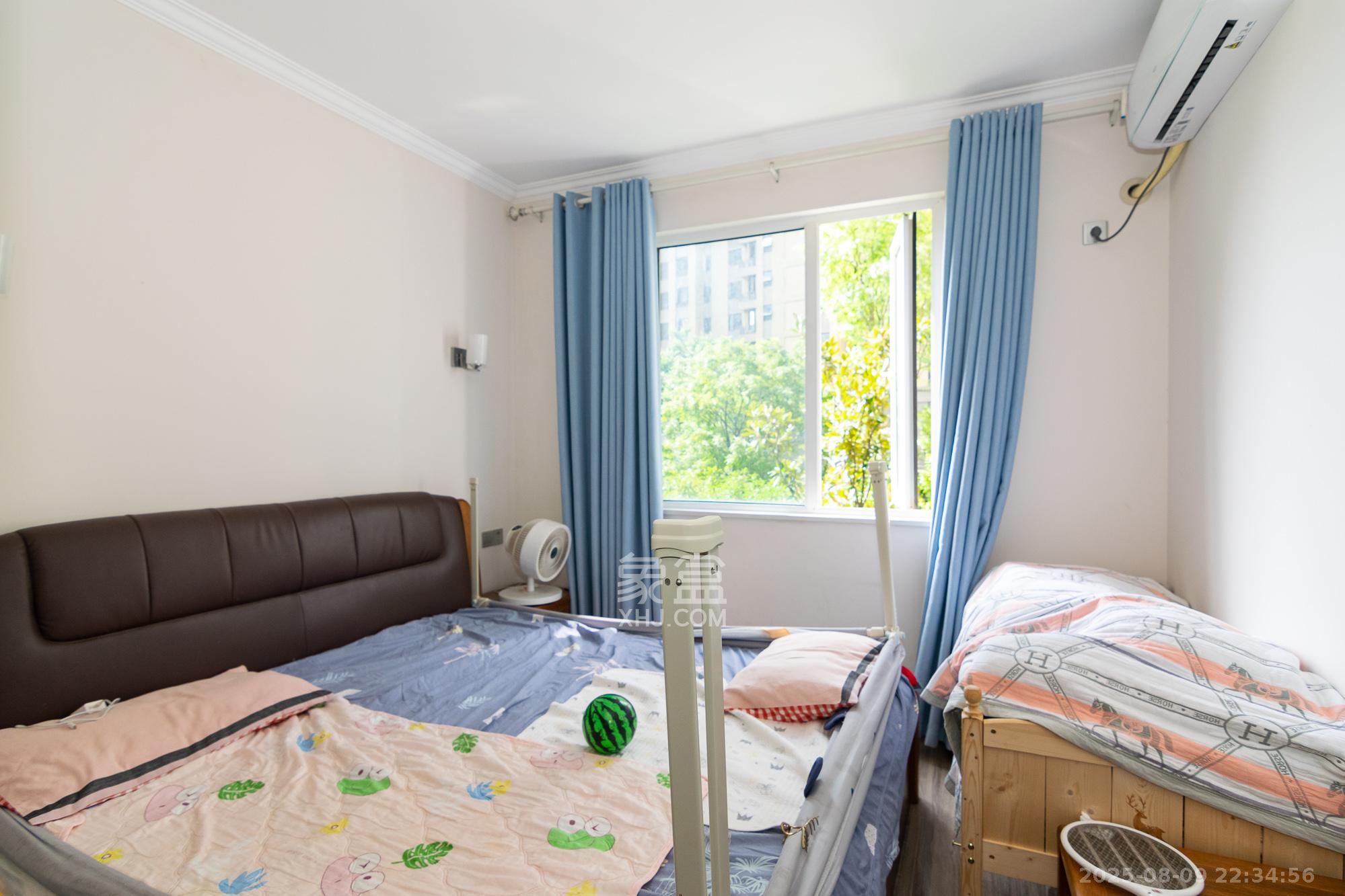 金地三千府(金地湖山樾、金地自在城)  1室0厅0卫    48.8万 金地三千府(金地湖山樾、金地自在城)  1室0厅0卫    48.8万卧室