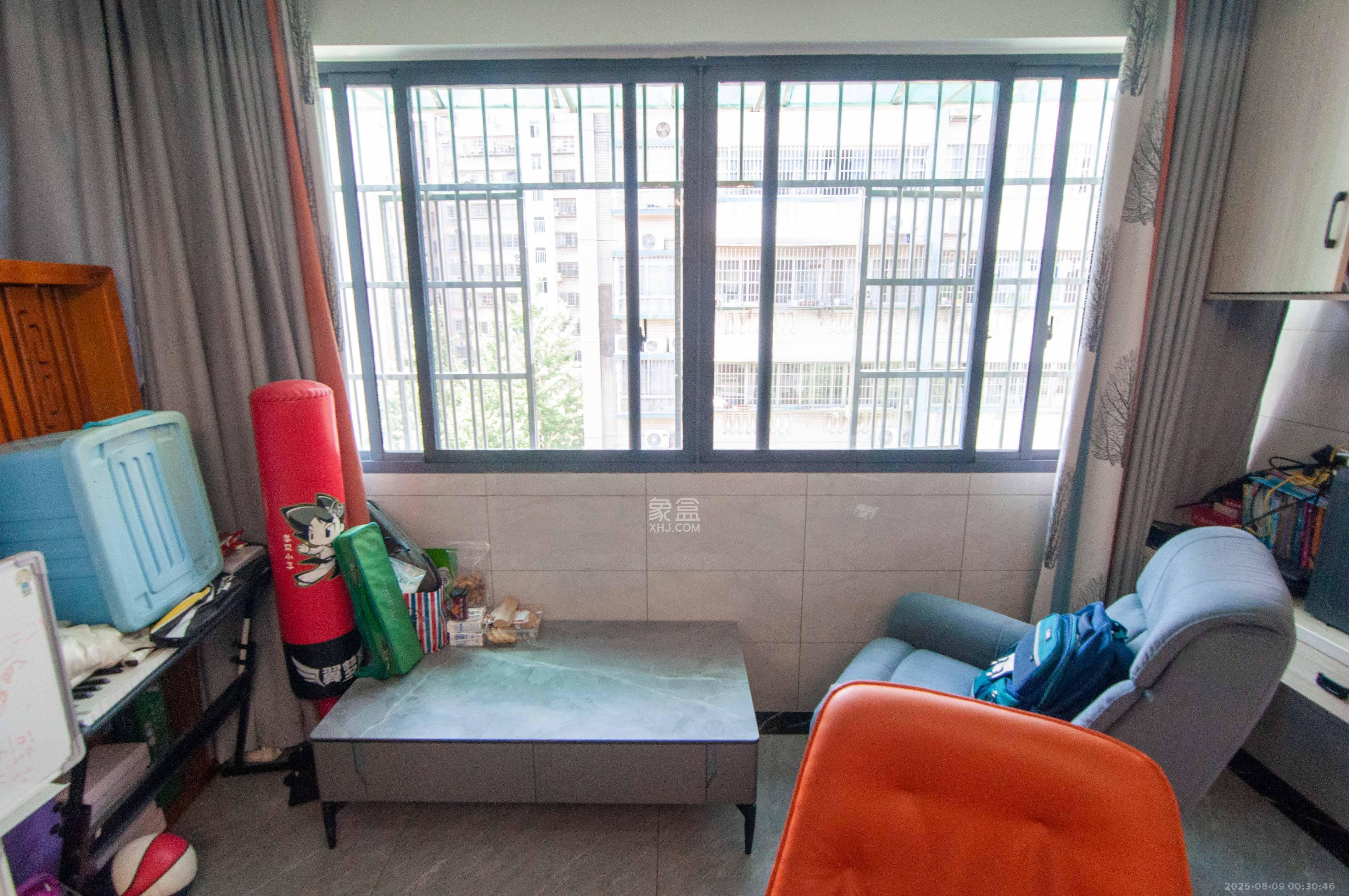 麓谷雅园 1室2厅1卫 77.2万 麓谷雅园 1室2厅1卫 77.2万其他