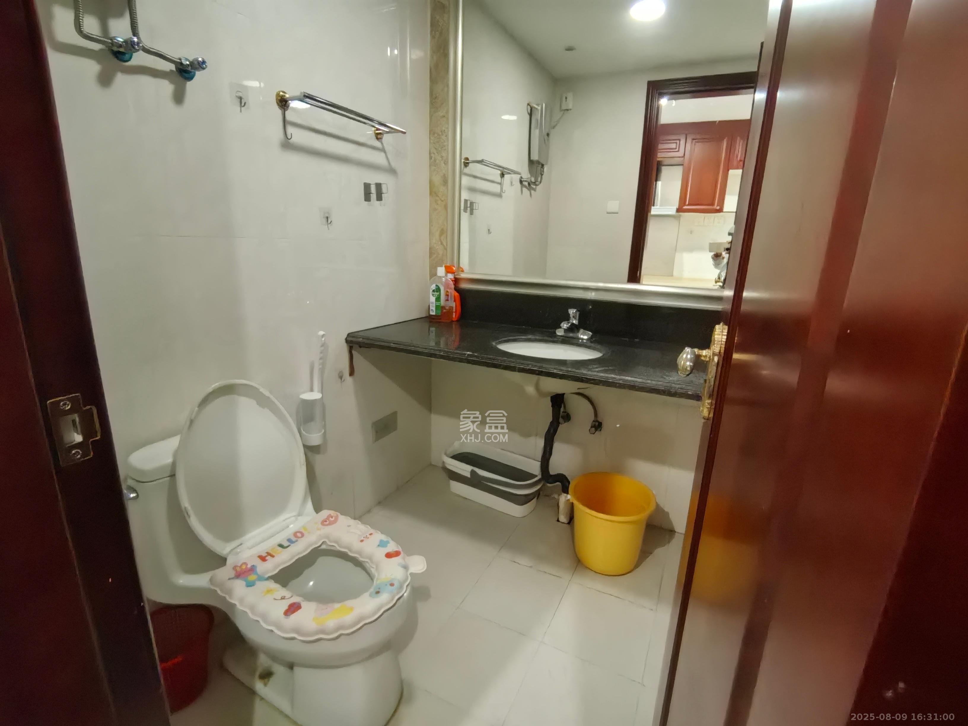 恒大华府  1室1厅1卫    1200.0元/月 恒大华府  1室1厅1卫    1200.0元/月室内图