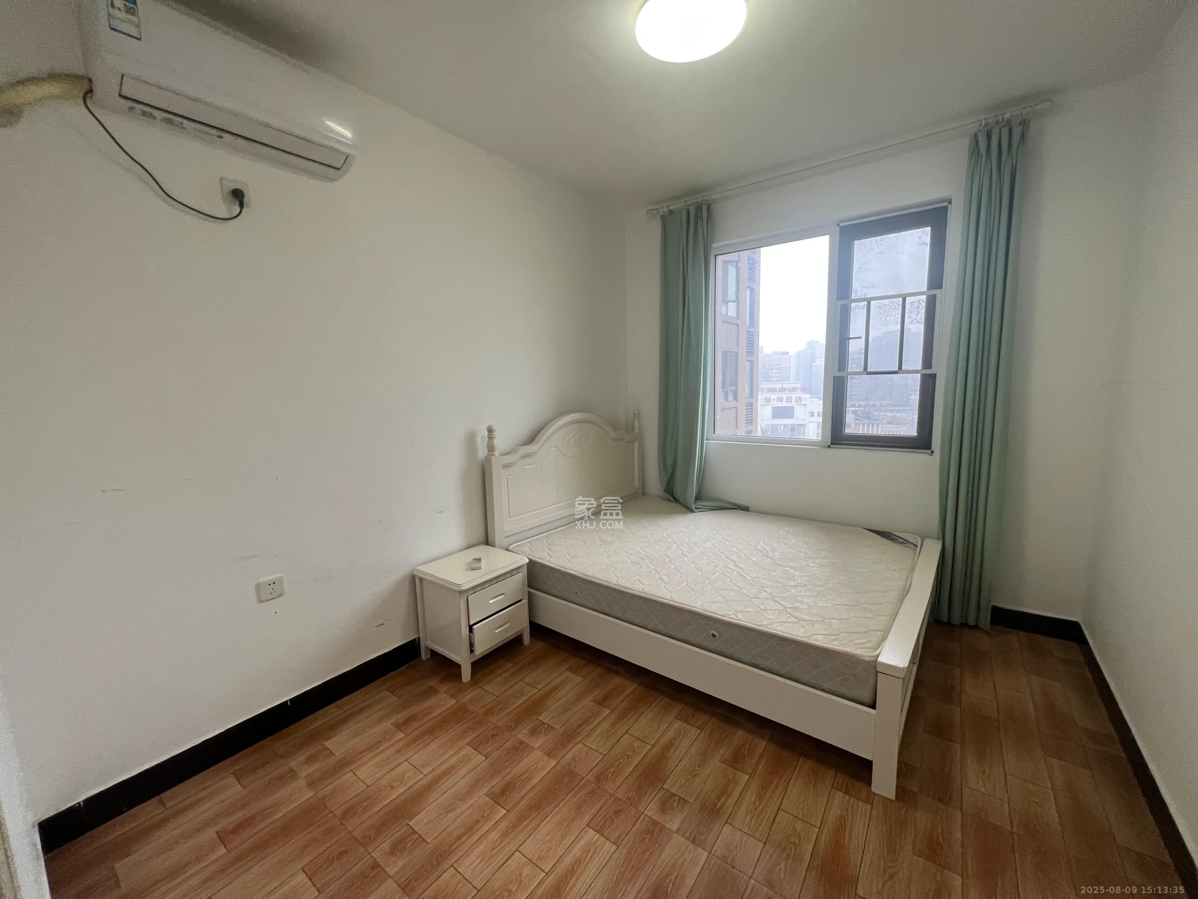 金地格林公馆 3室2厅2卫 2800.0元/月 金地格林公馆 3室2厅2卫 2800.0元/月室内图