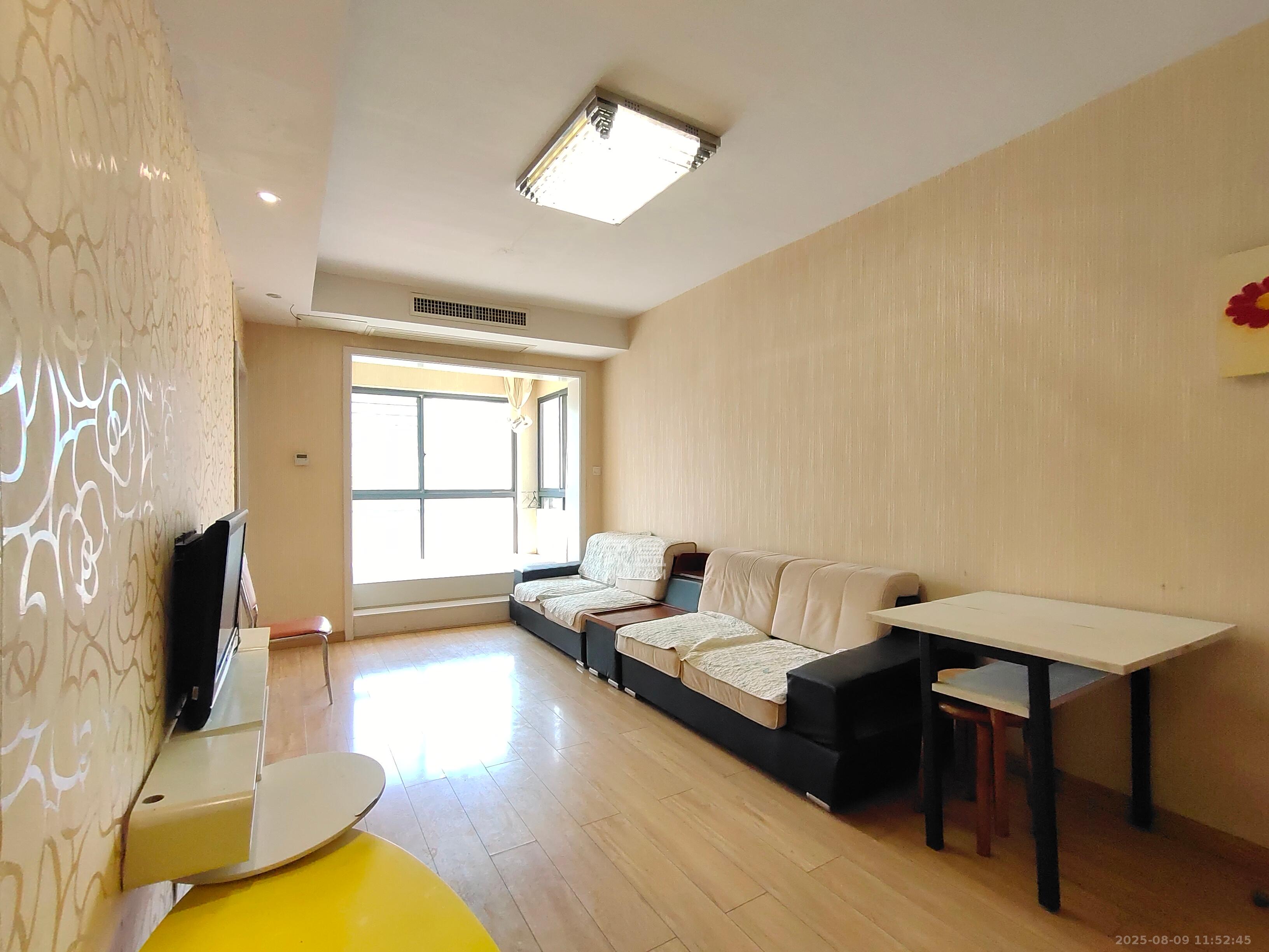 融科东南海 1室1厅1卫 1800.0元/月 融科东南海 1室1厅1卫 1800.0元/月室内图