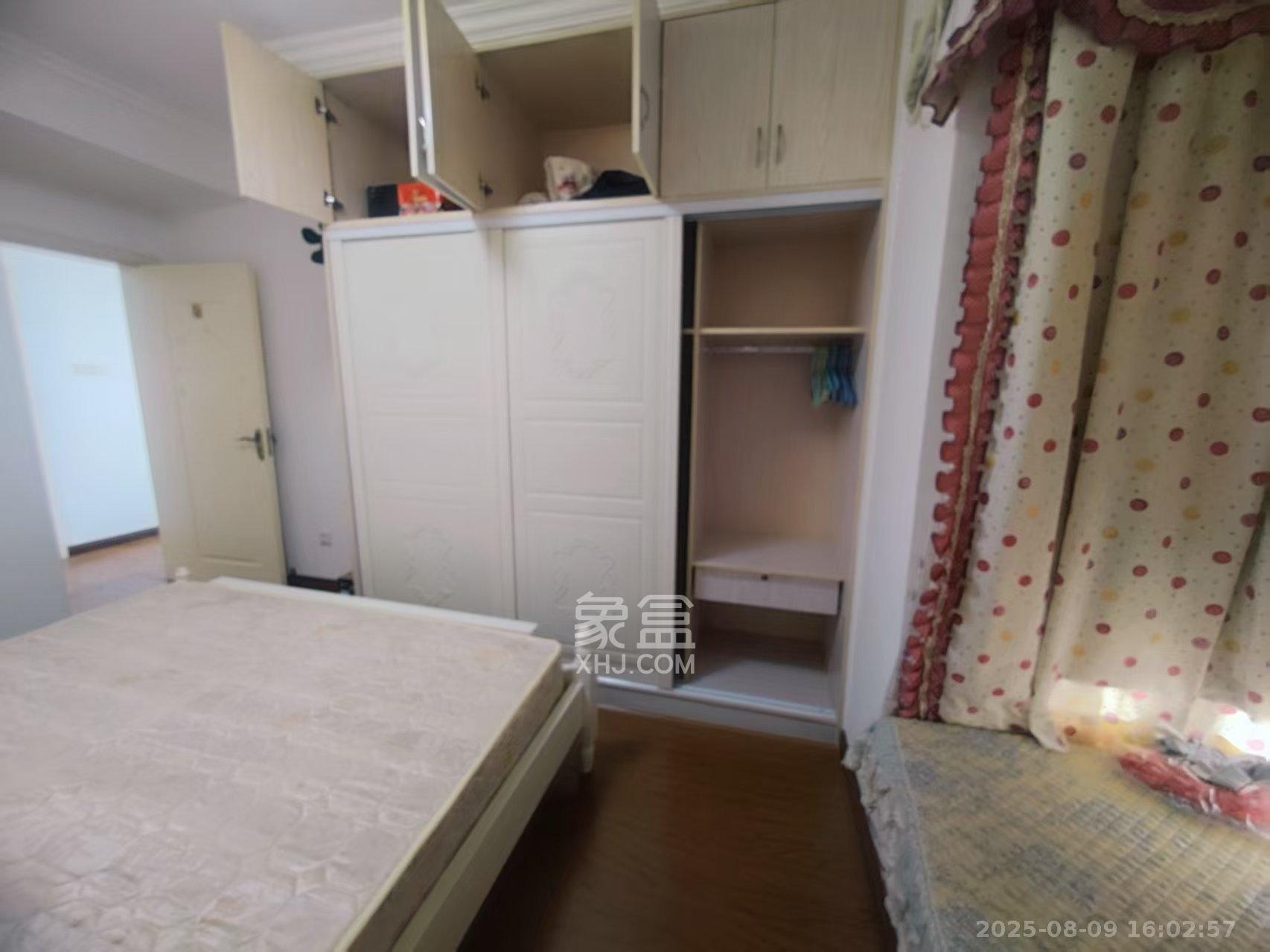 万芙锦城  2室2厅1卫    2100.0元/月室内图