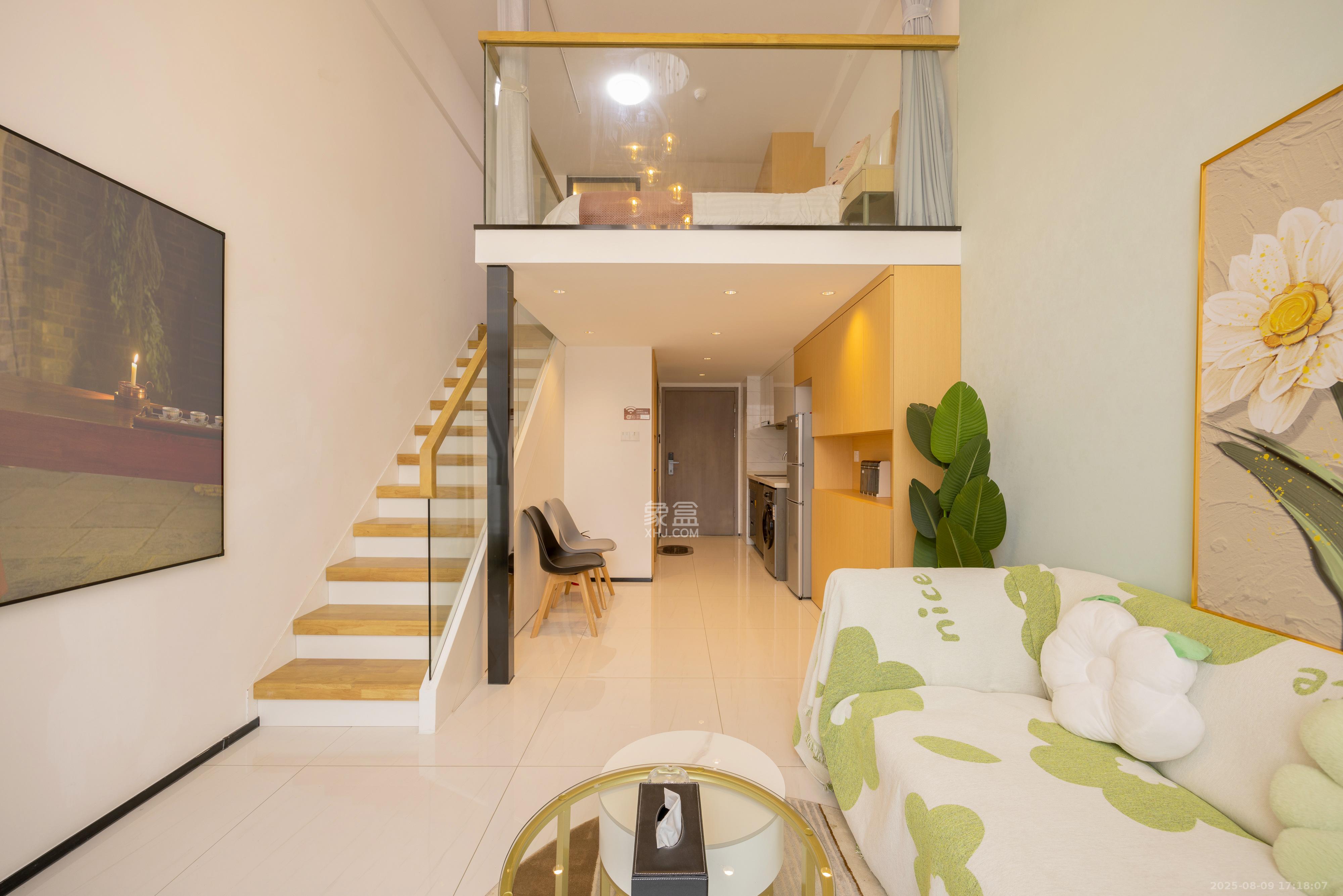 藏珑湖上公馆 1室1厅1卫 2600.0元/月 藏珑湖上公馆 1室1厅1卫 2600.0元/月室内图