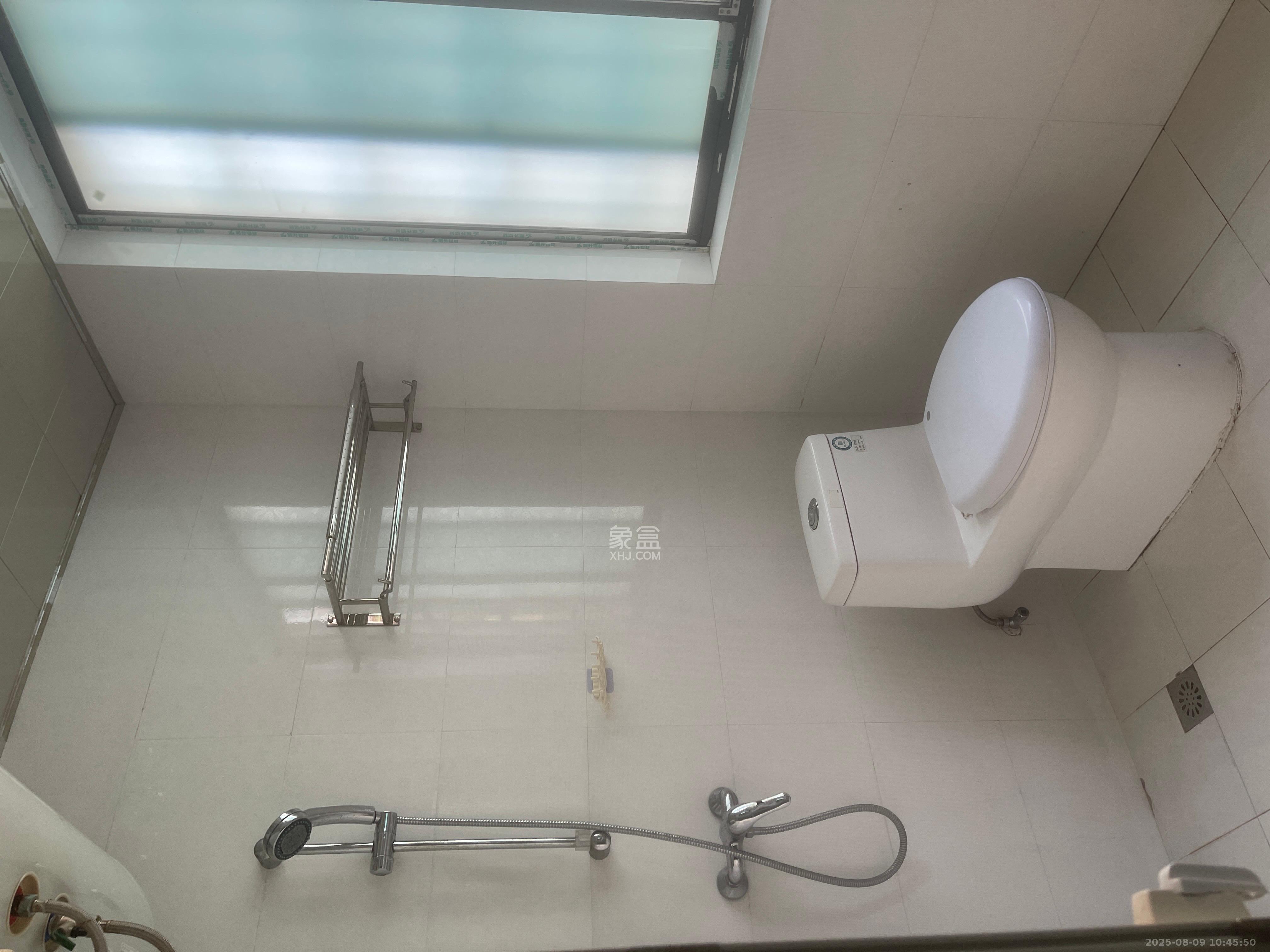 西子湖畔沃府  1室2厅2卫   2800.00元/月室内图