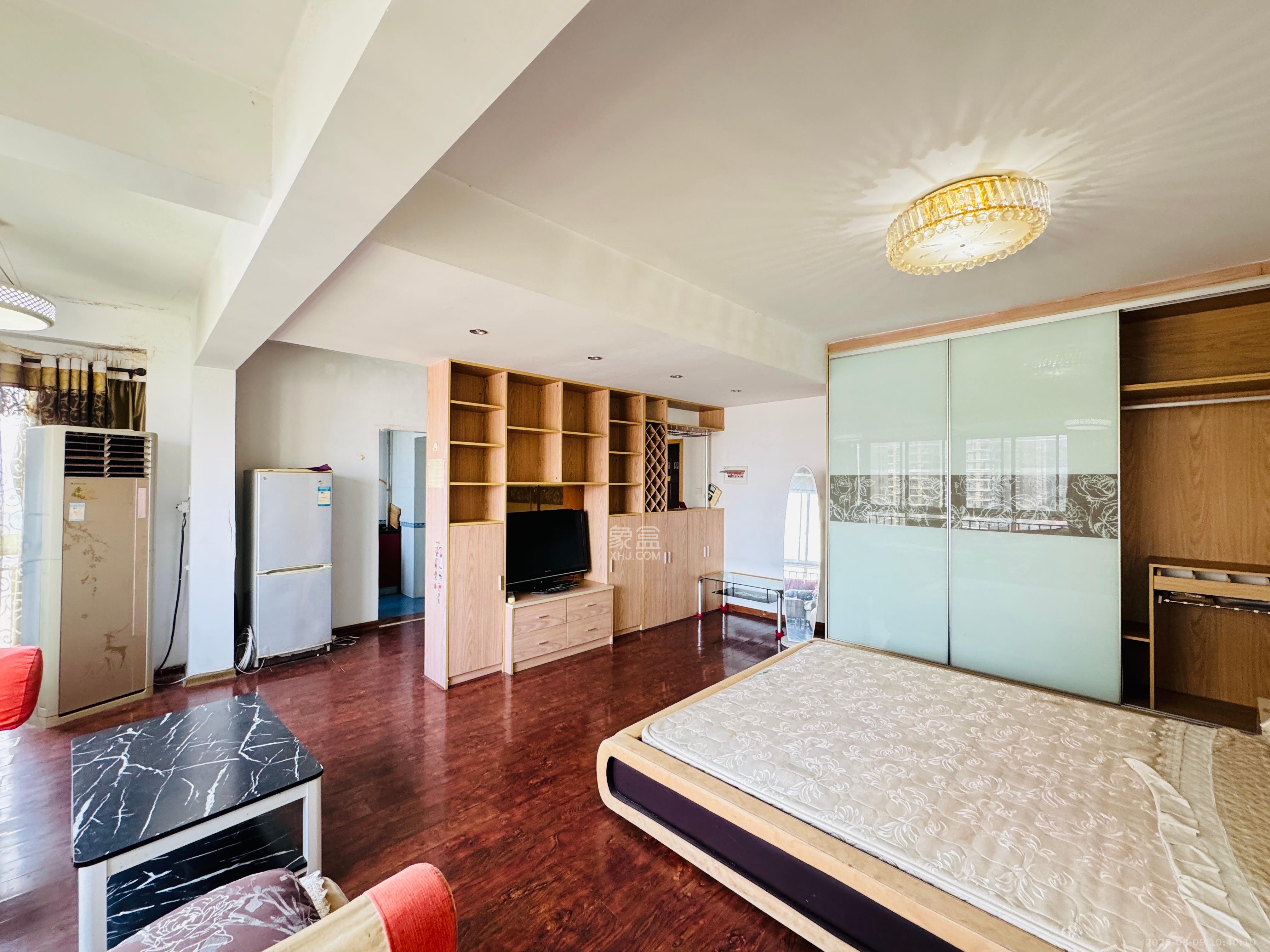 菁华源 1室1厅1卫 1350.0元/月 菁华源 1室1厅1卫 1350.0元/月室内图